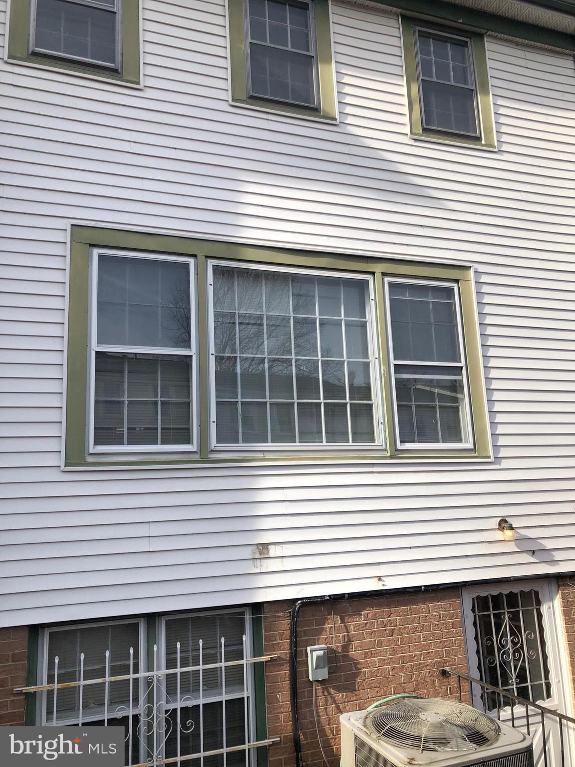 GREENWICH HILL - Residential