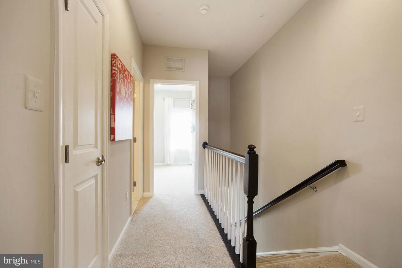 CREEKSIDE VILLAGE - Residential