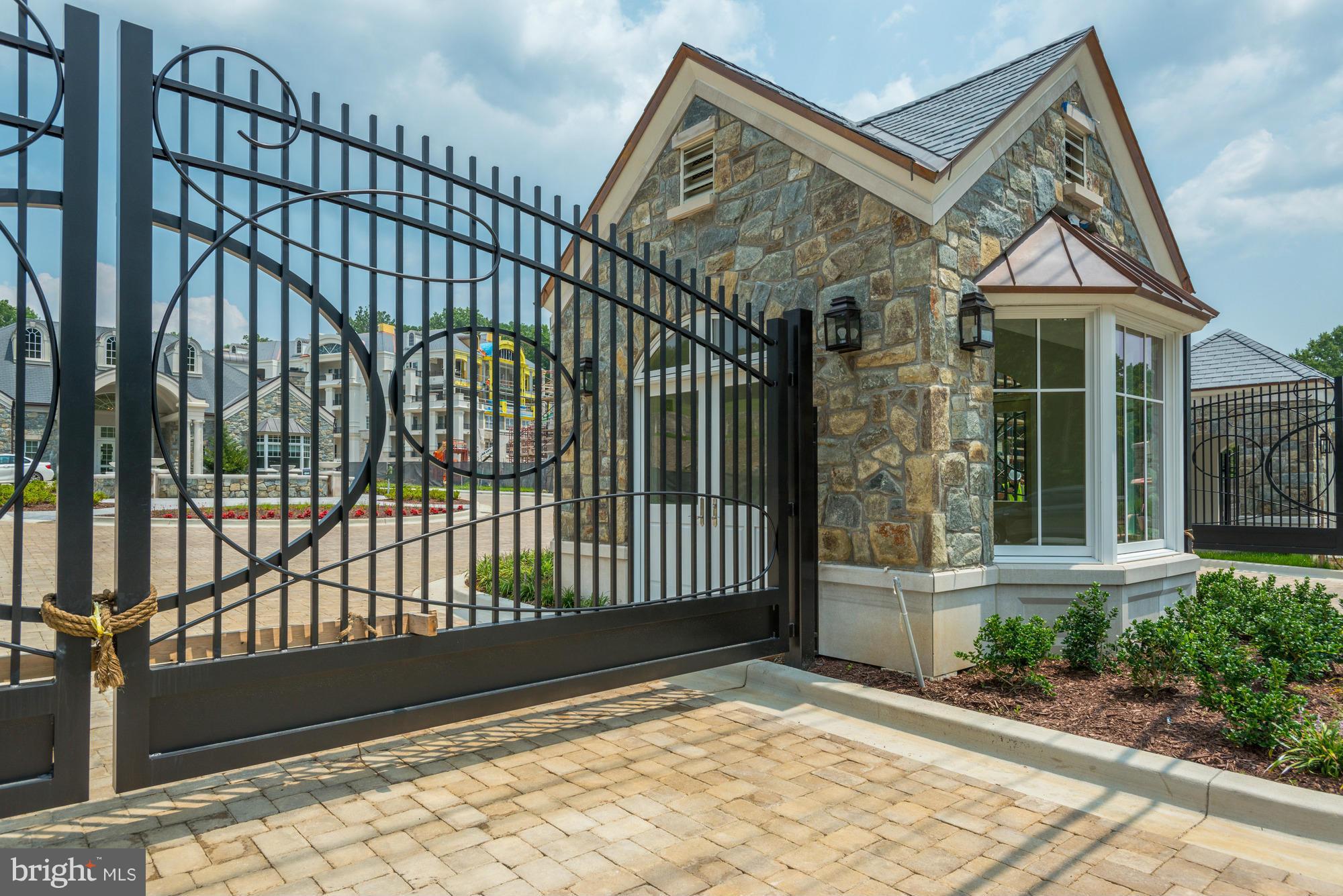 QUARRY SPRINGS - Residential Lease