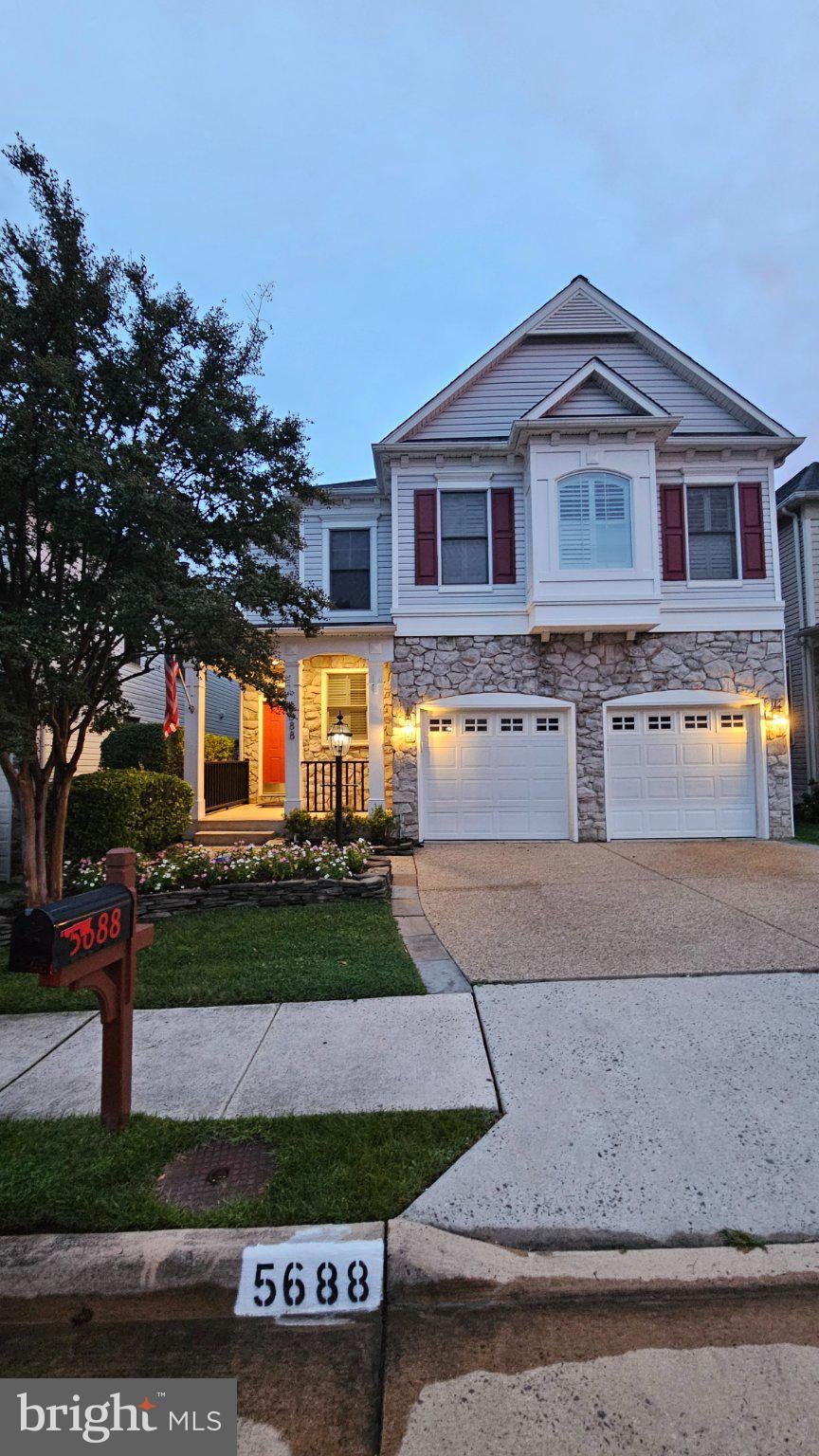 5688 TOWER HILL CIRCLE