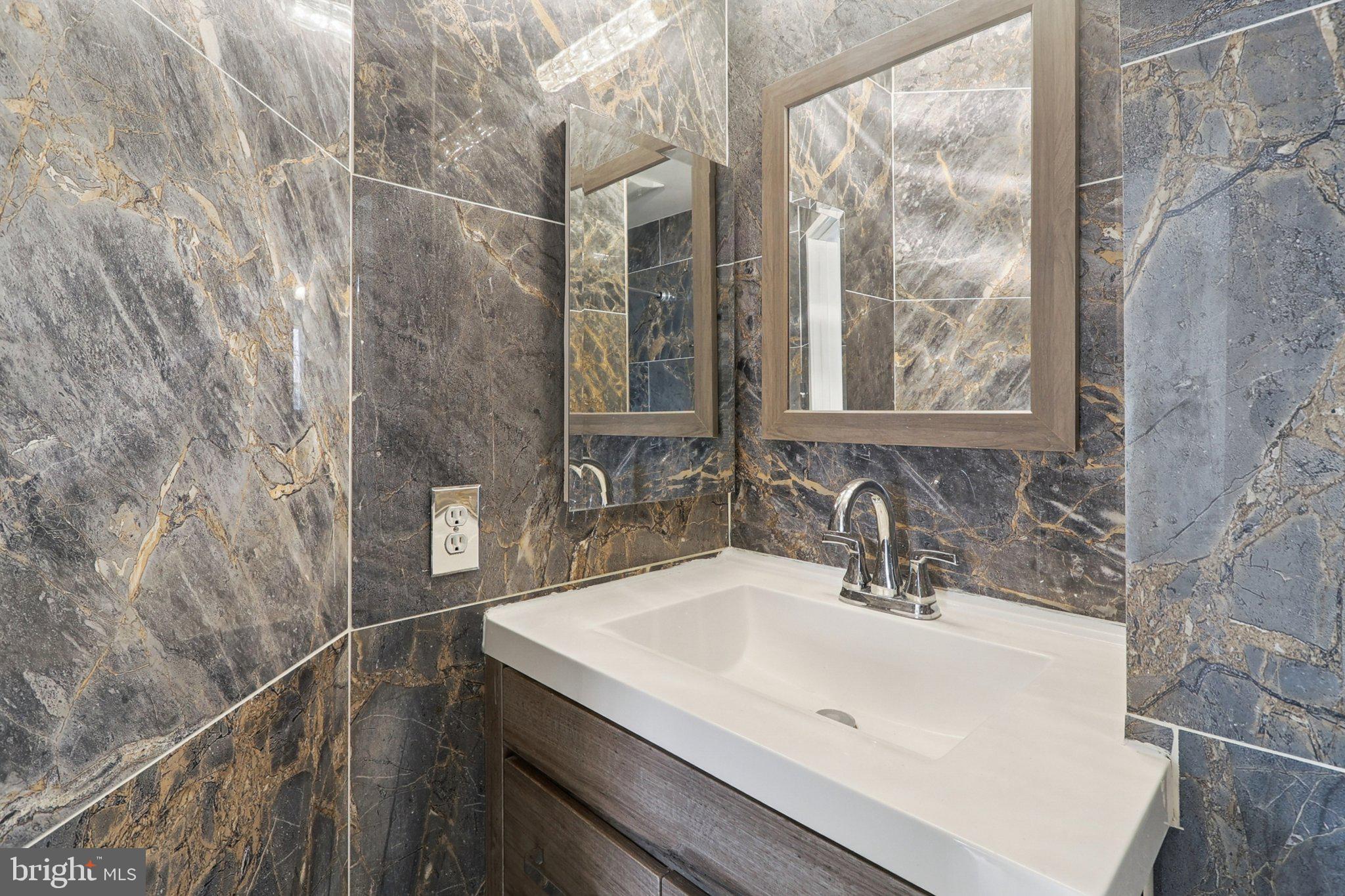 VILLAGES OF MOUNT VERNON - Residential