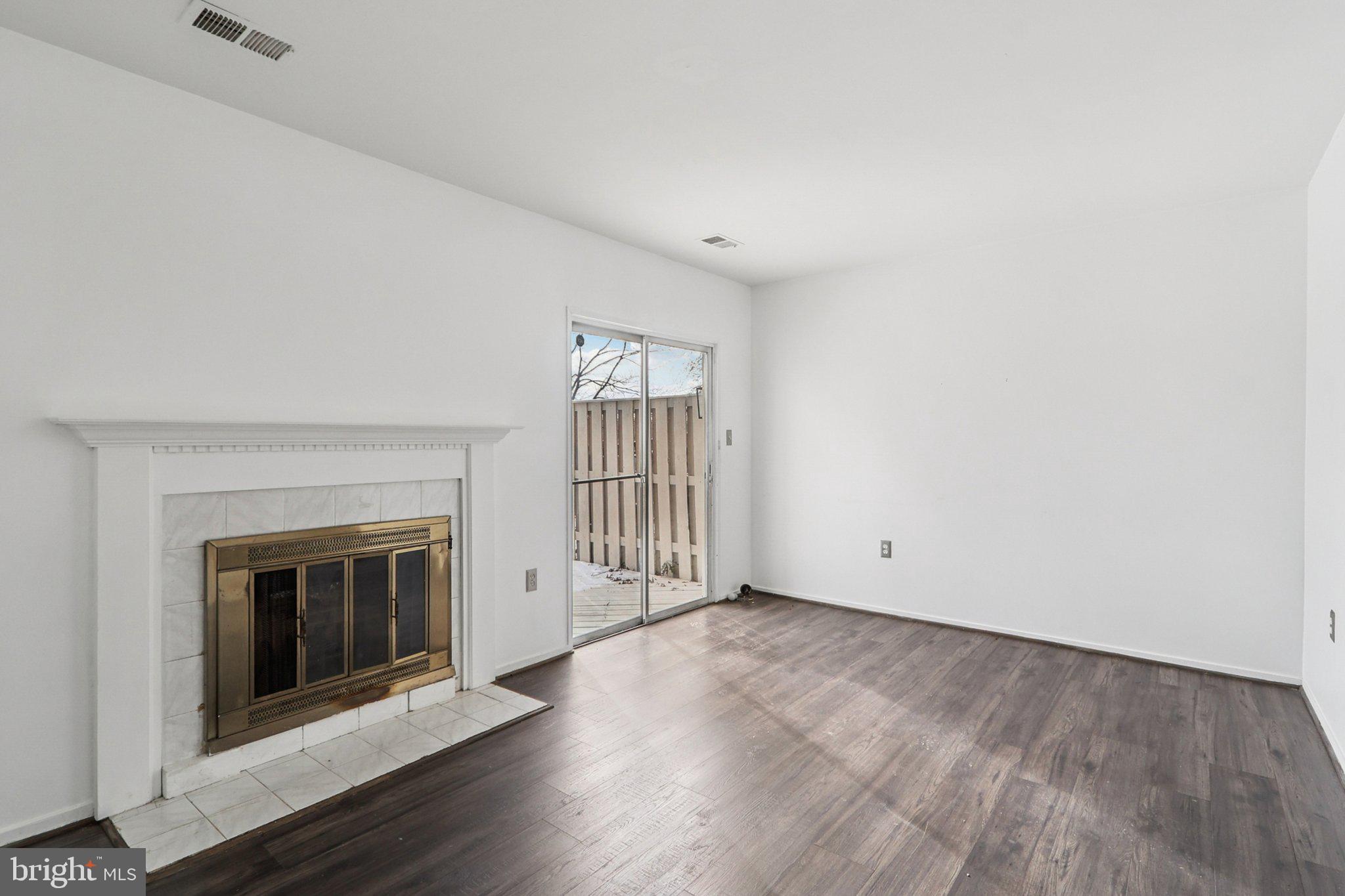 8703 VILLAGE GREEN COURT