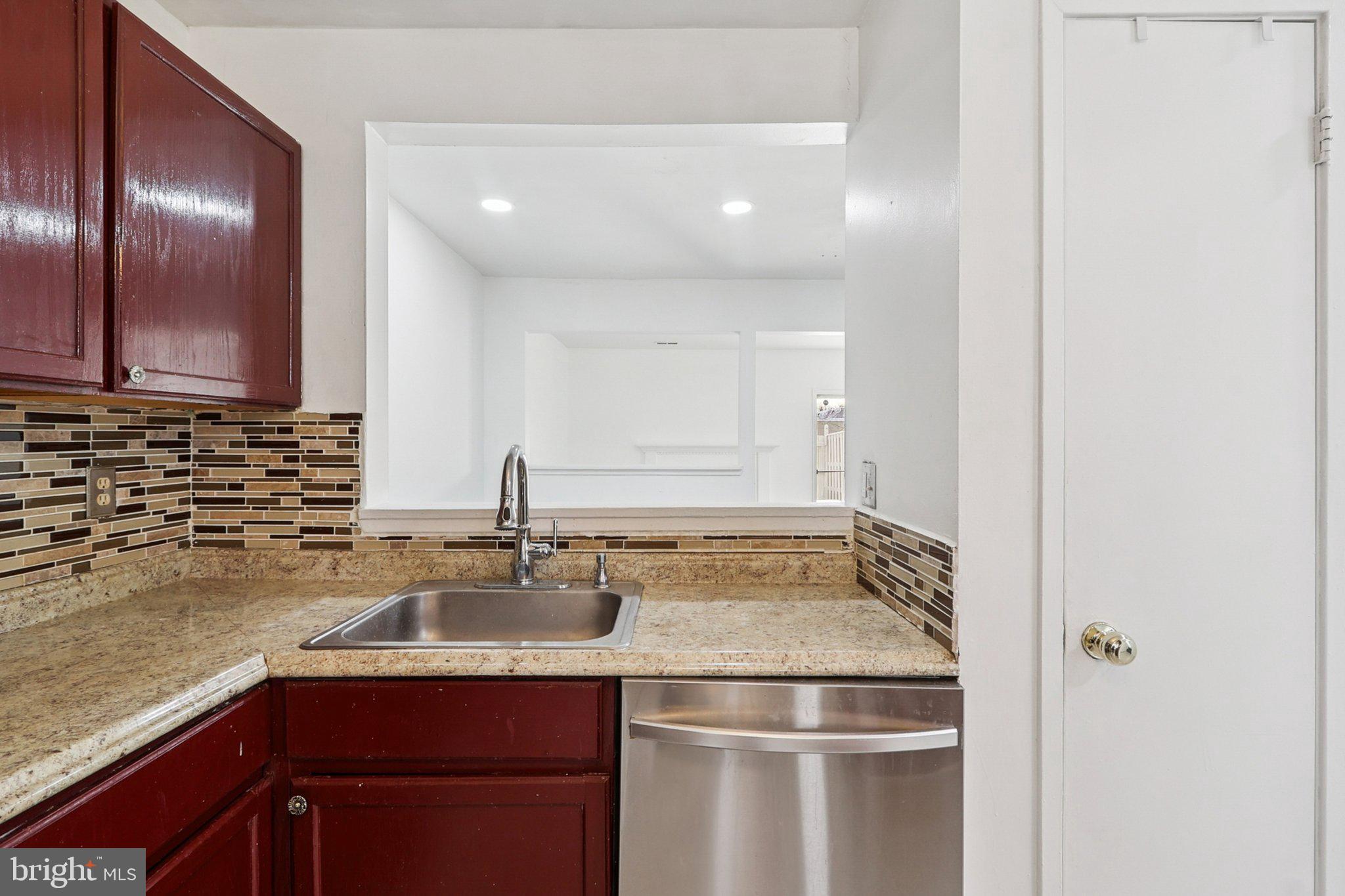 VILLAGES OF MOUNT VERNON - Residential