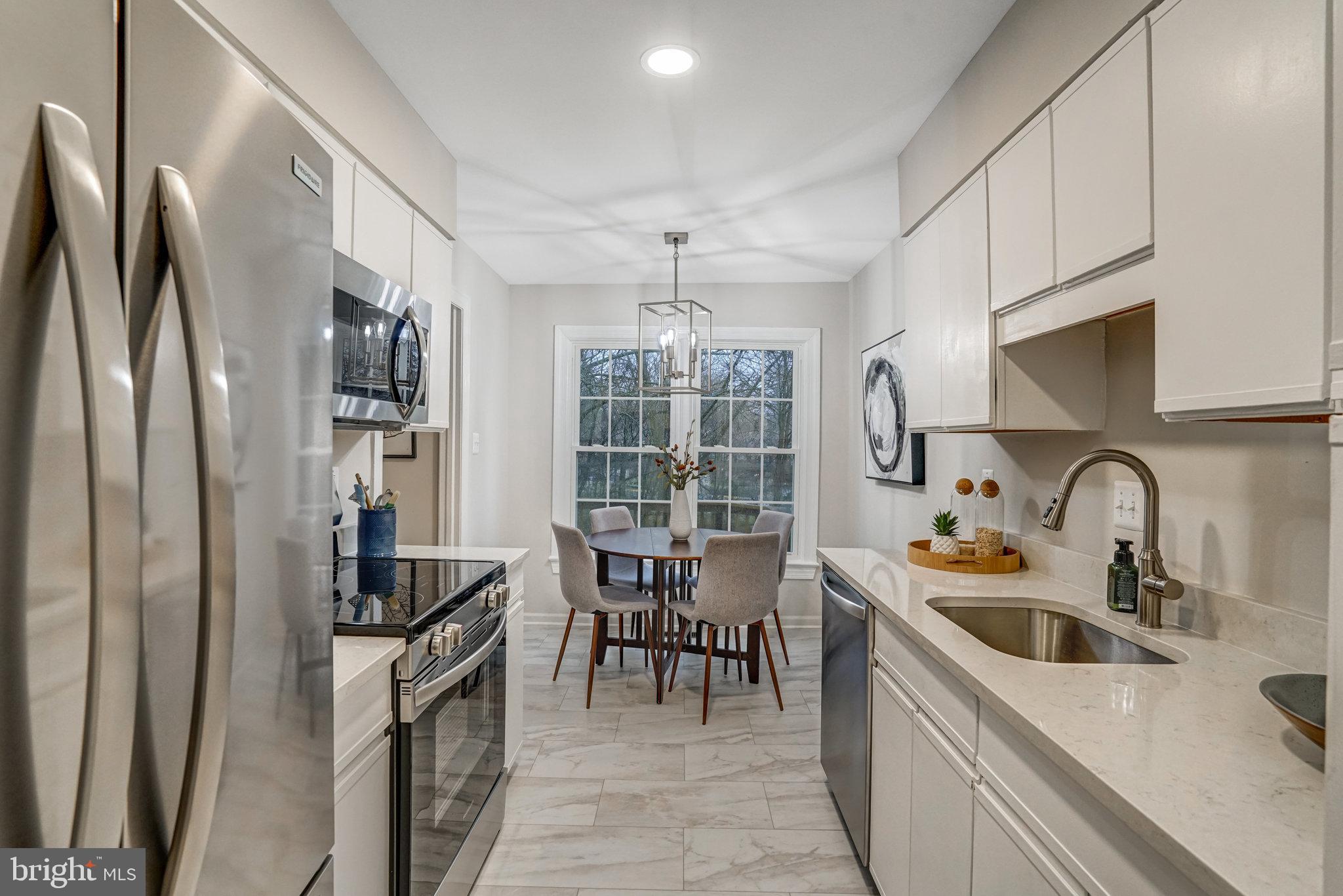 WOODFIELD ESTATES - Residential