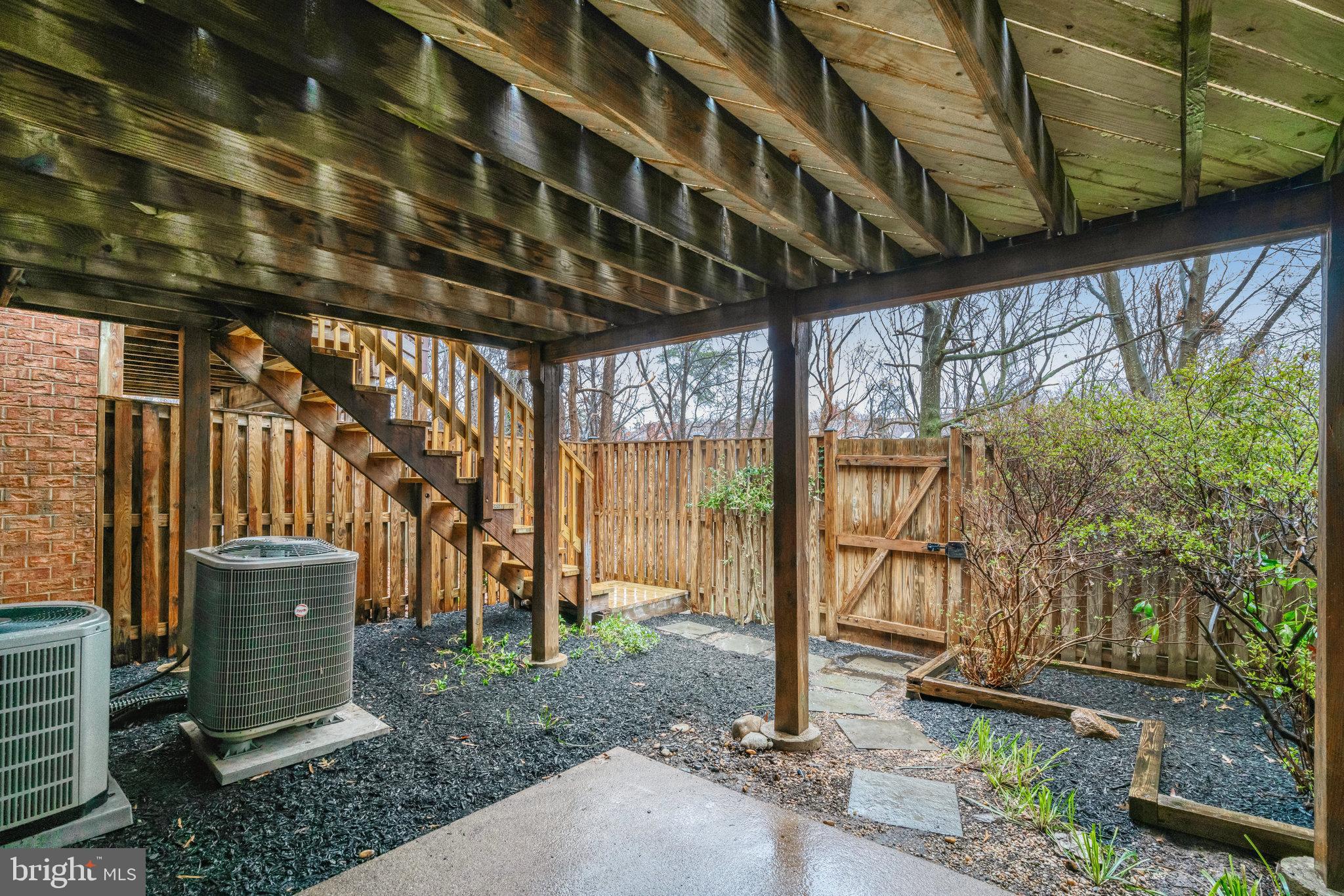 WOODFIELD ESTATES - Residential