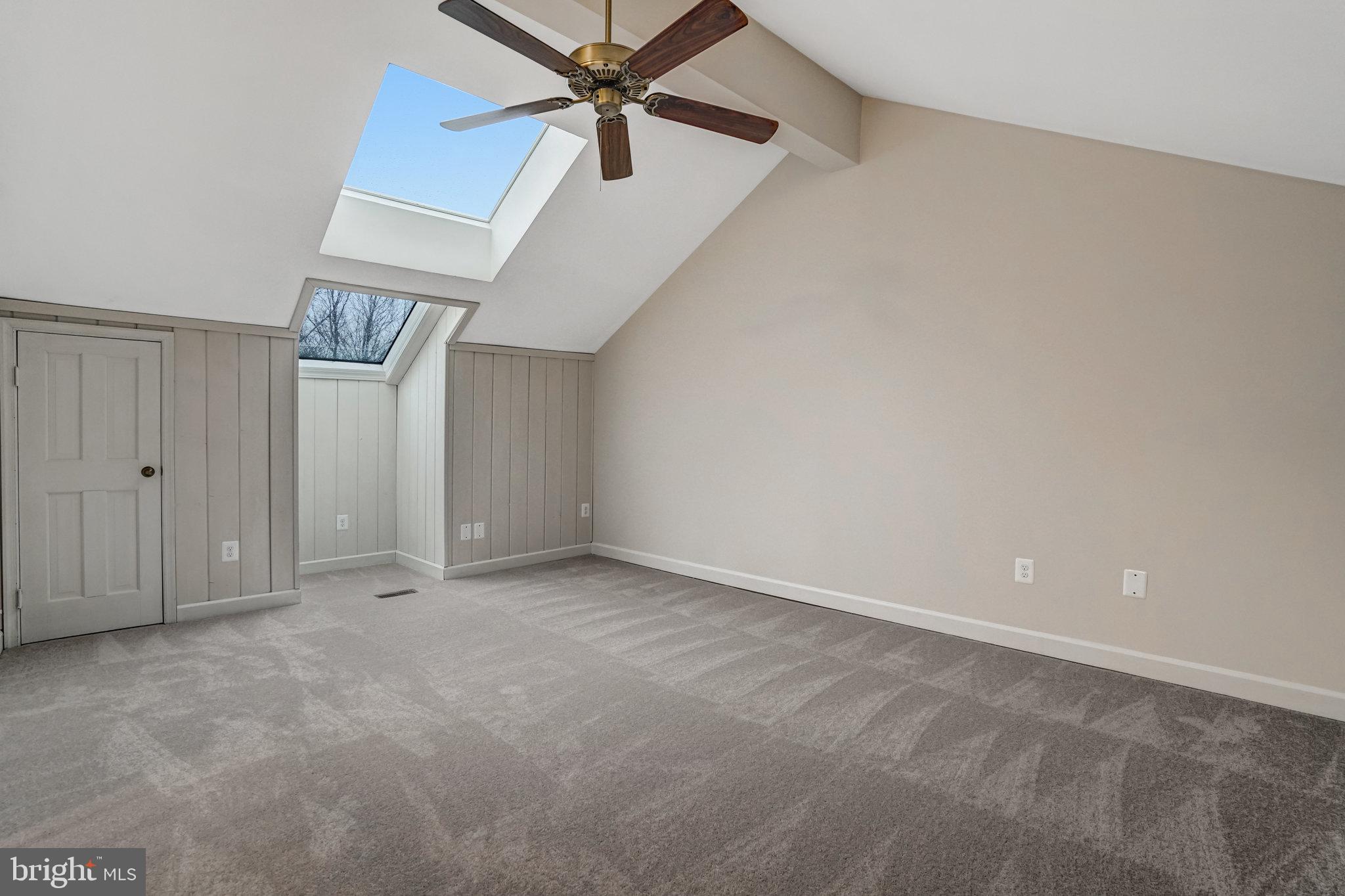 WOODFIELD ESTATES - Residential