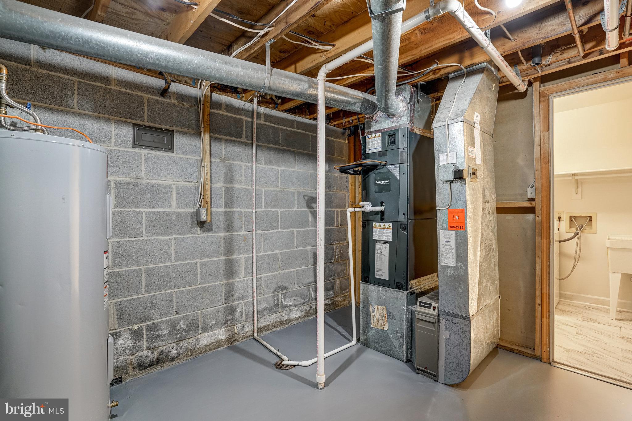 WOODFIELD ESTATES - Residential