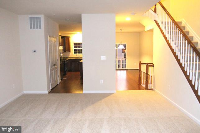 BLUE STREAM - Residential Lease