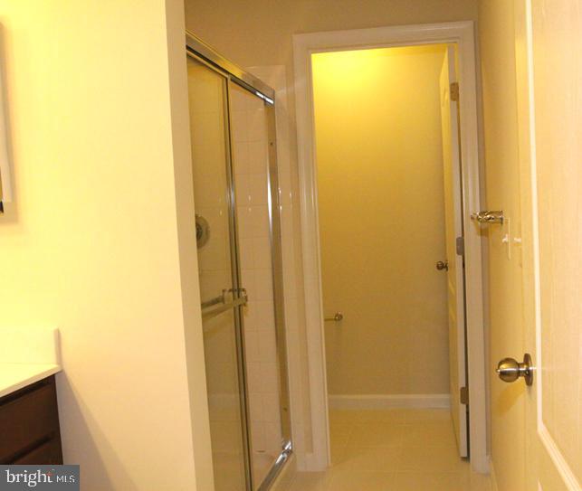 BLUE STREAM - Residential Lease