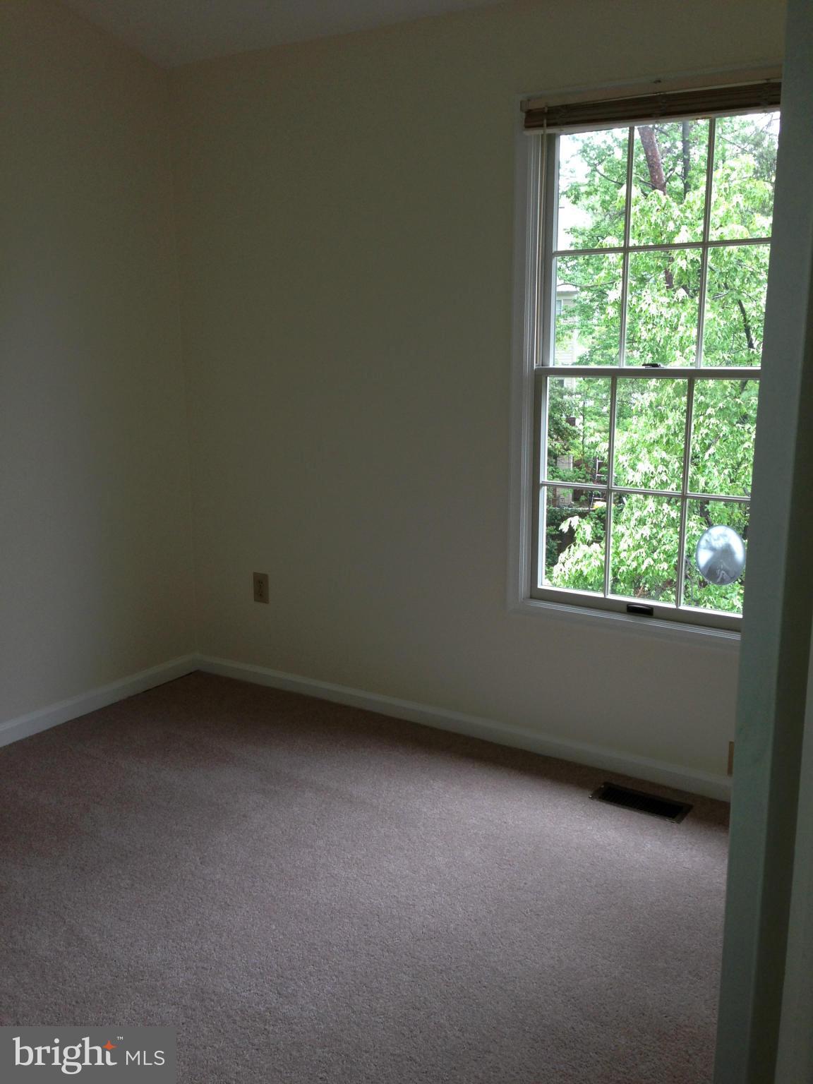 SEVEN OAKS - Residential Lease