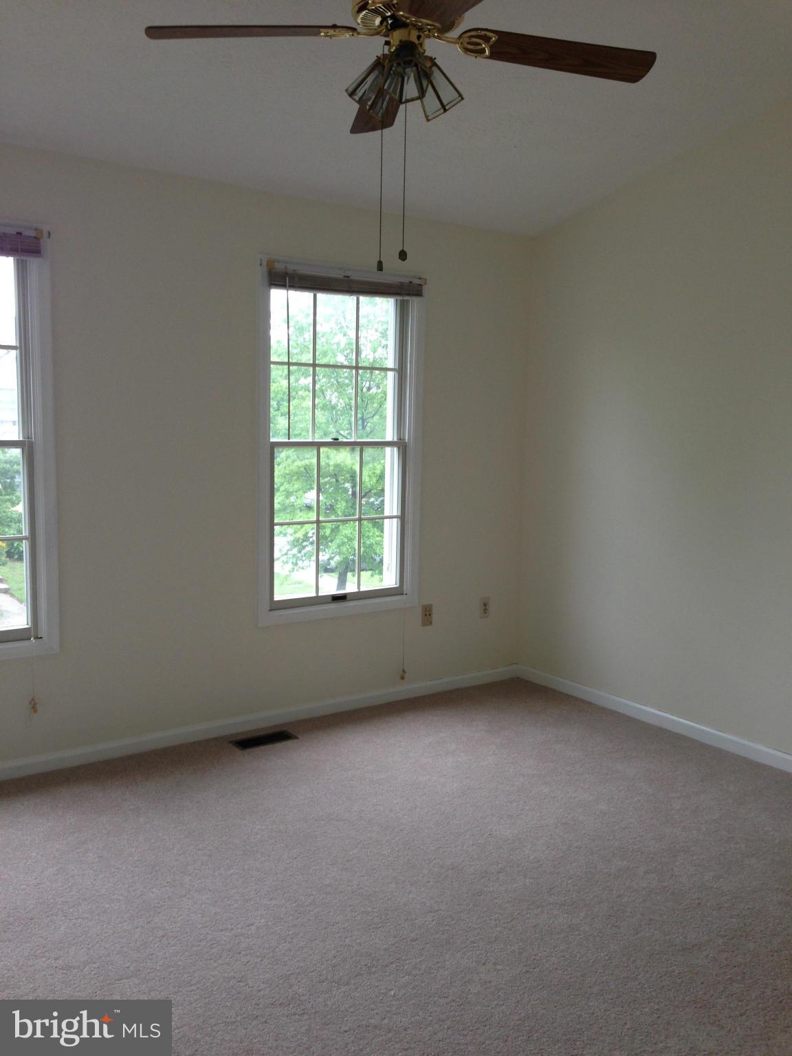 SEVEN OAKS - Residential Lease