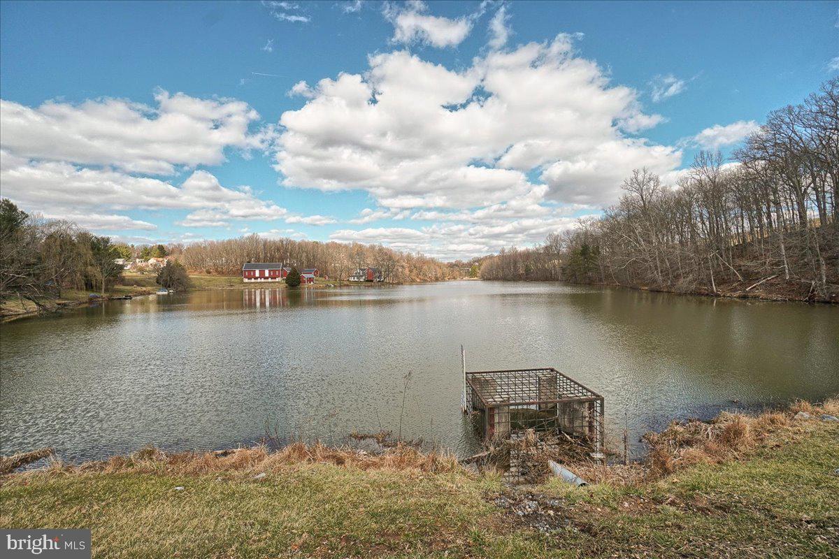 LAKE LINGANORE WOODRIDGE - Residential