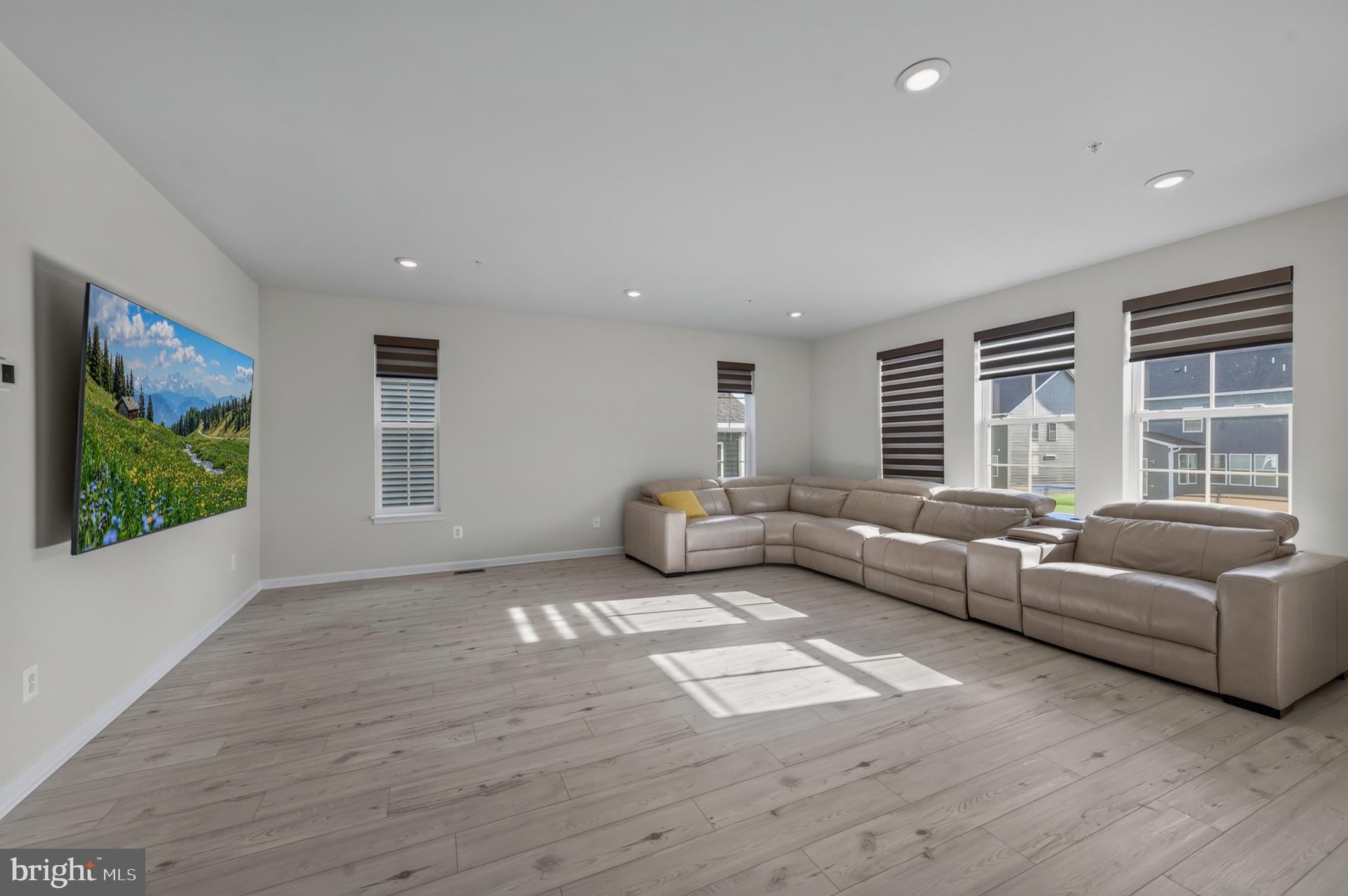 1128 MILLER FARM DRIVE