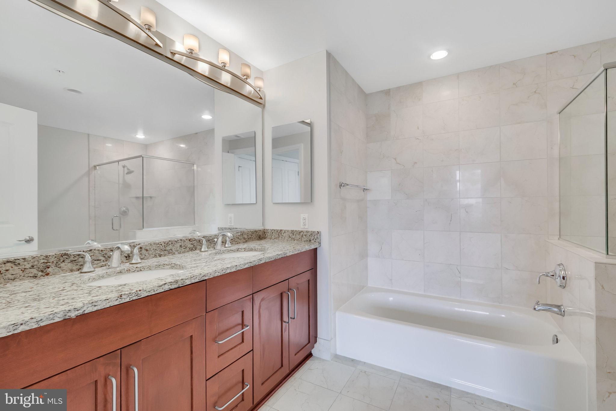 ONE PARK CREST CONDOMINIUM - Residential