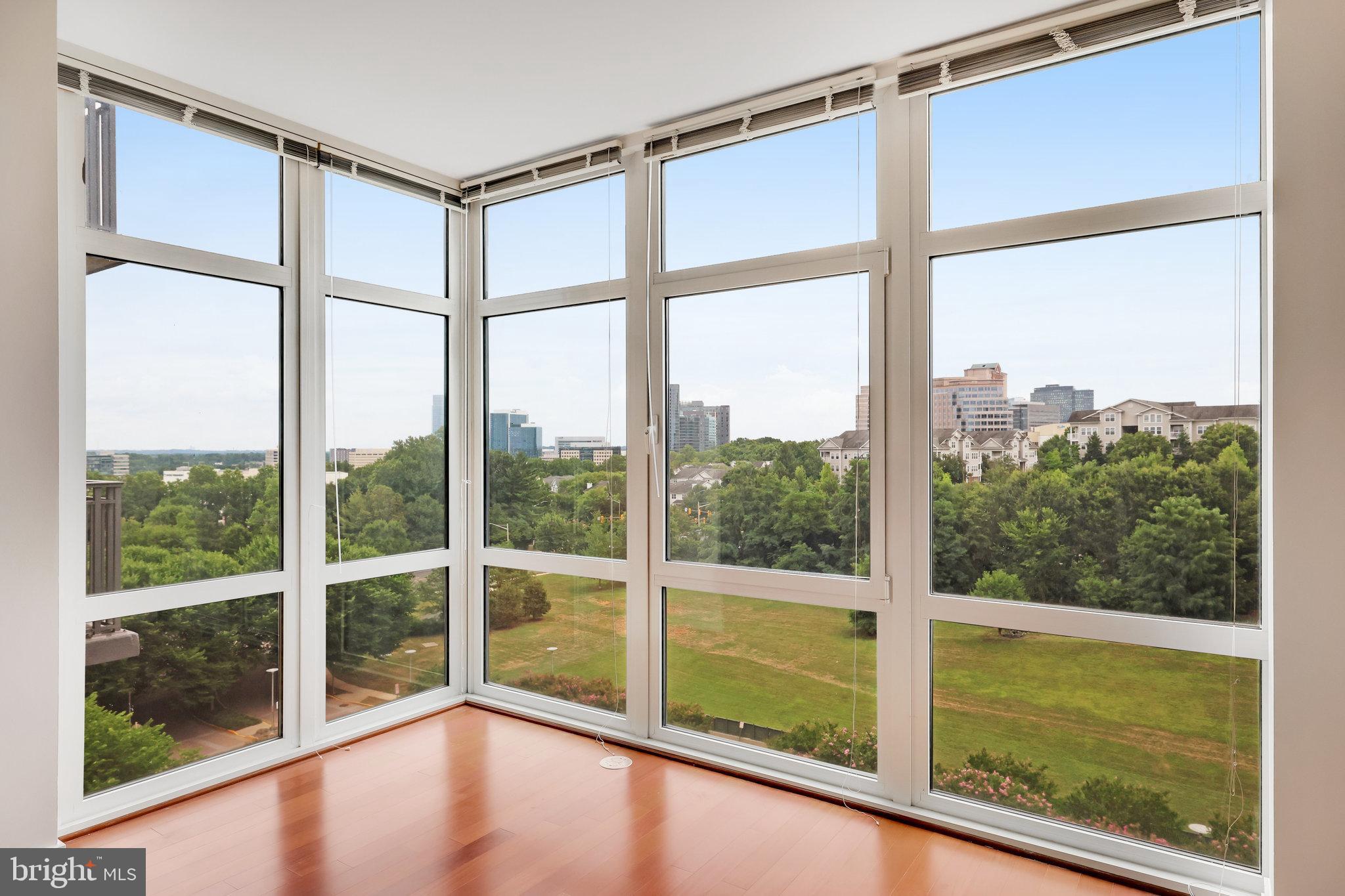 ONE PARK CREST CONDOMINIUM - Residential