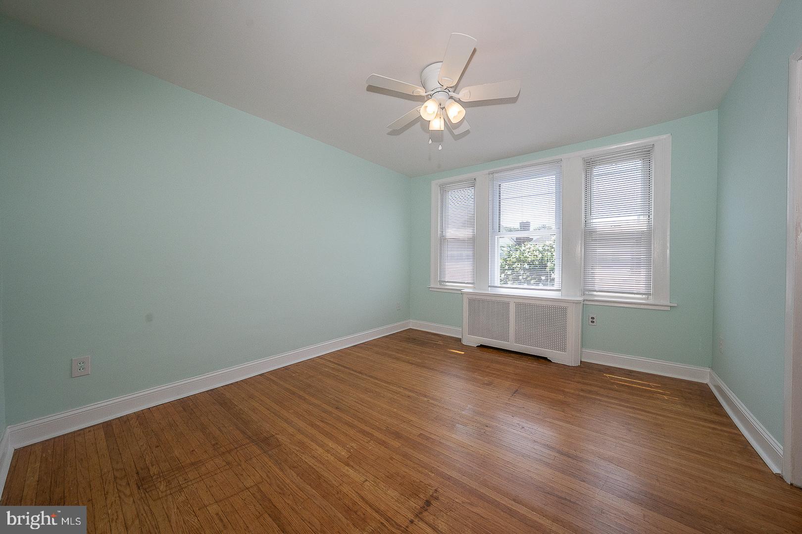 ROXBOROUGH - Residential