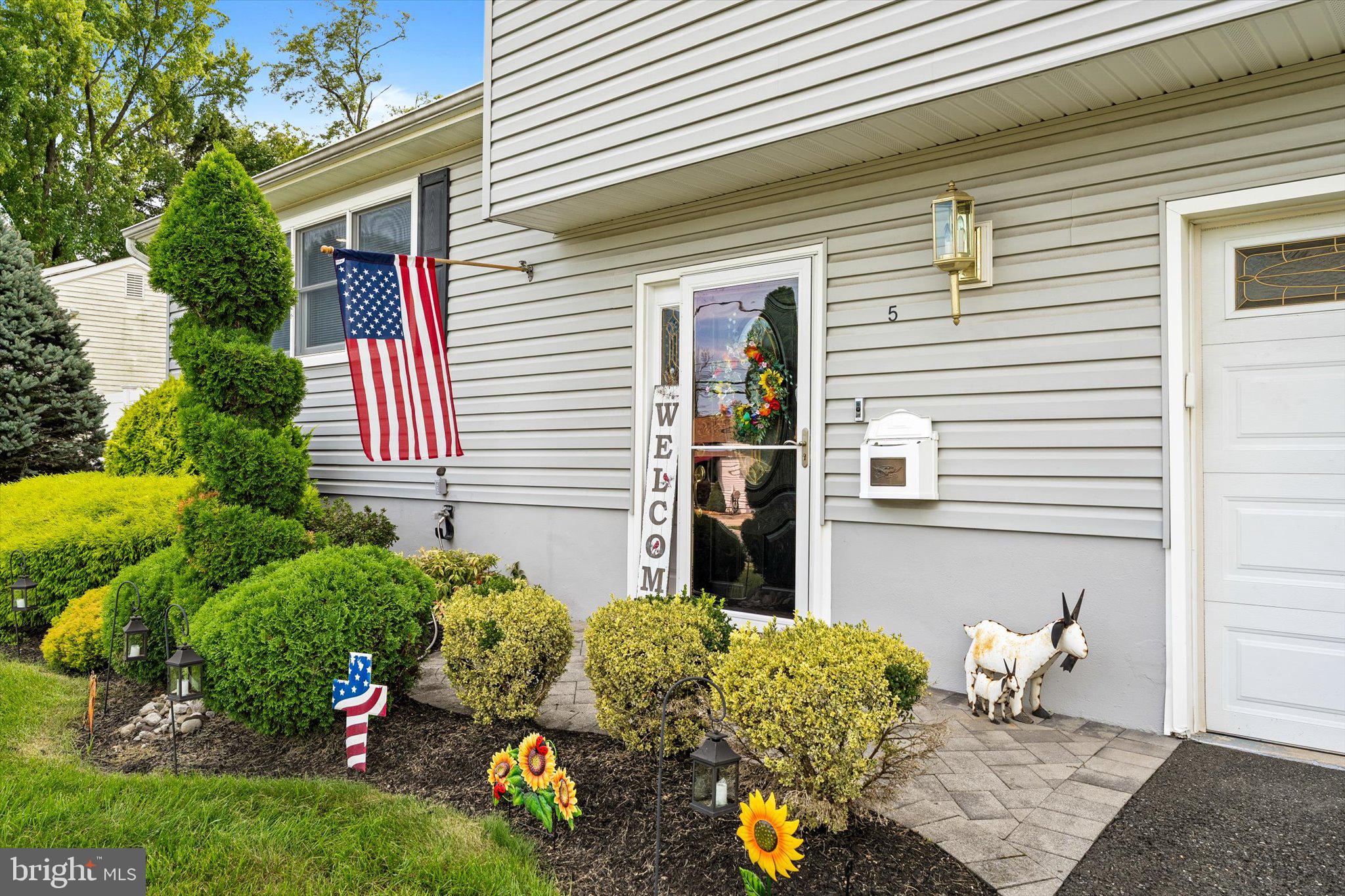 5 RIDGEVIEW ROAD