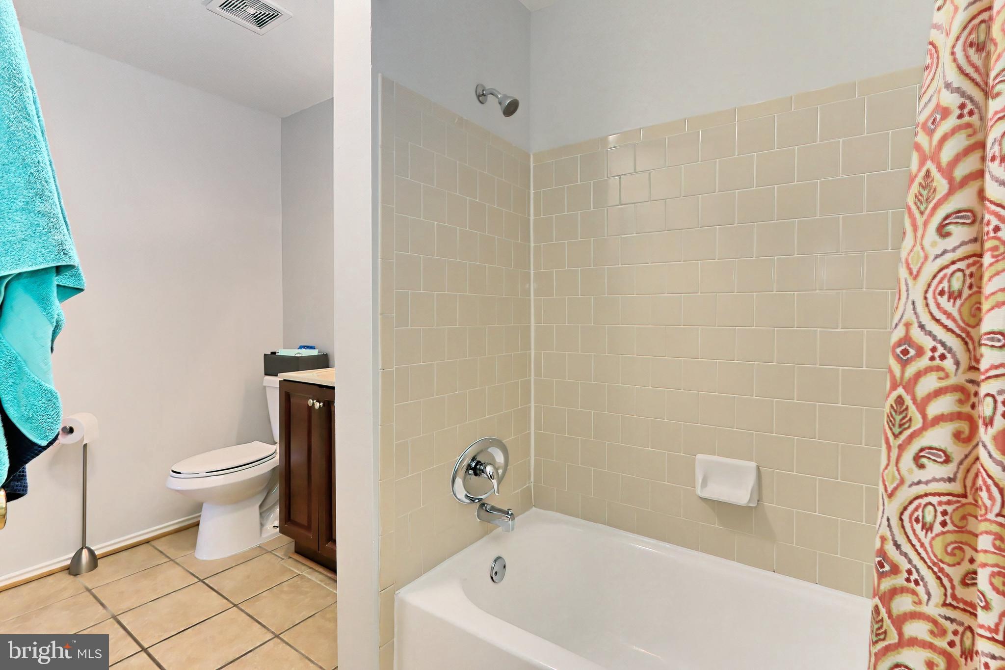 WESTMAREN CONDO - Residential