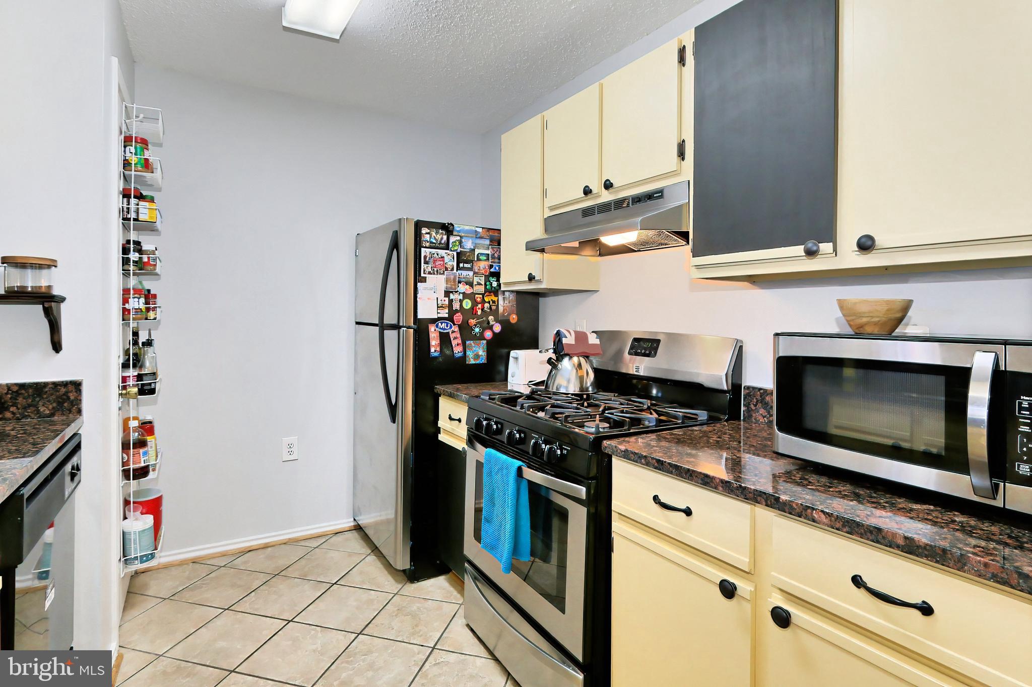 WESTMAREN CONDO - Residential