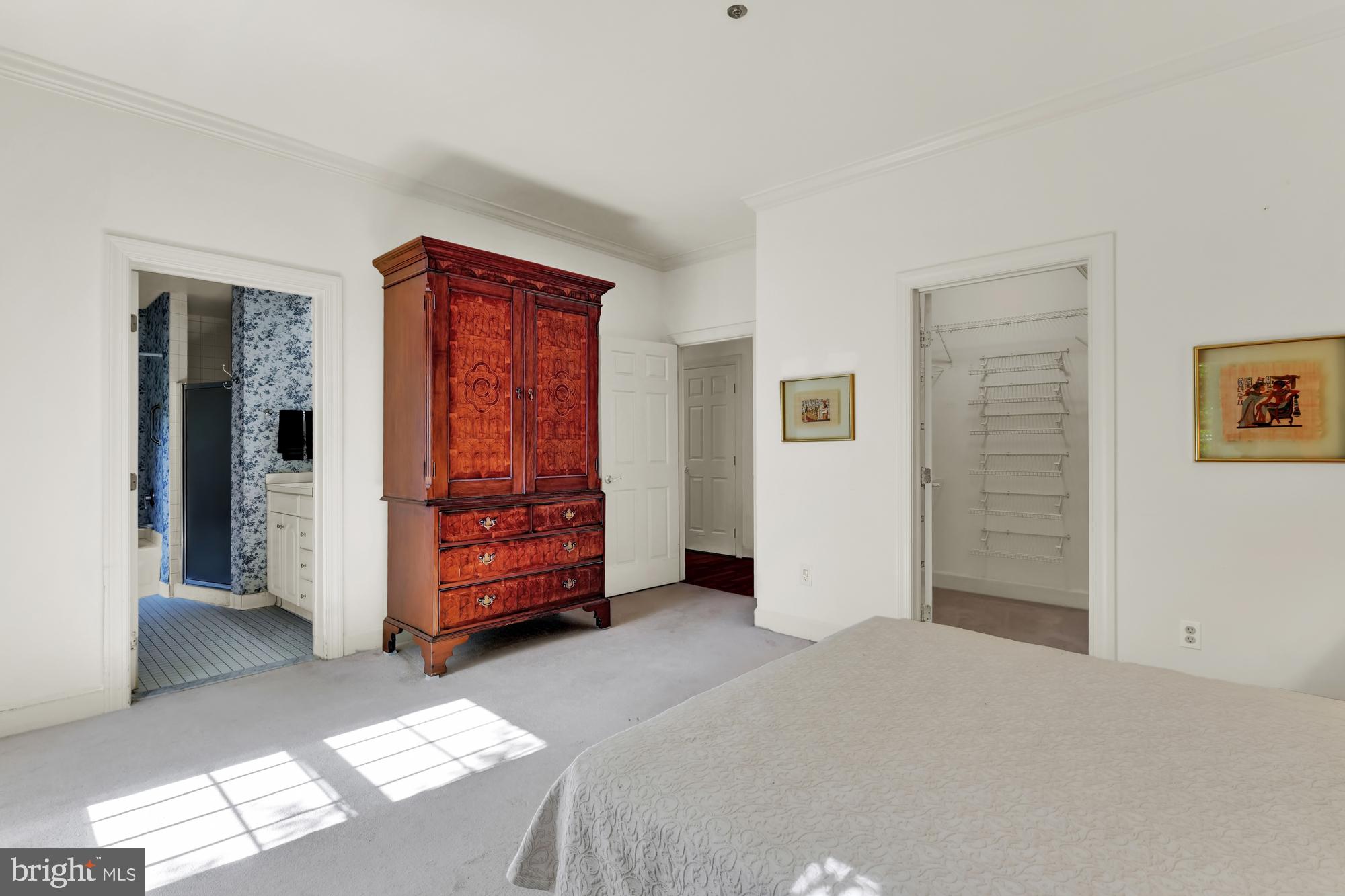 LUTHERVILLE - Residential