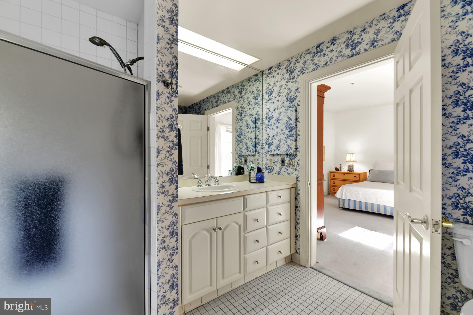 LUTHERVILLE - Residential