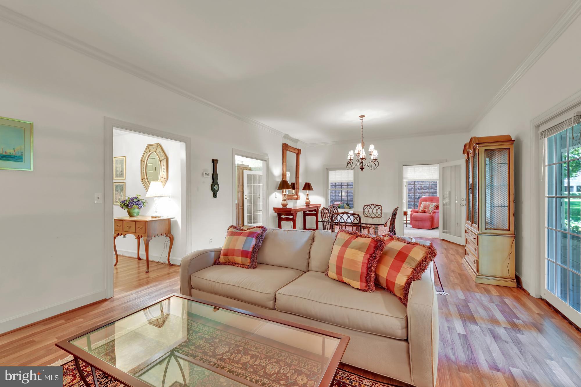 LUTHERVILLE - Residential