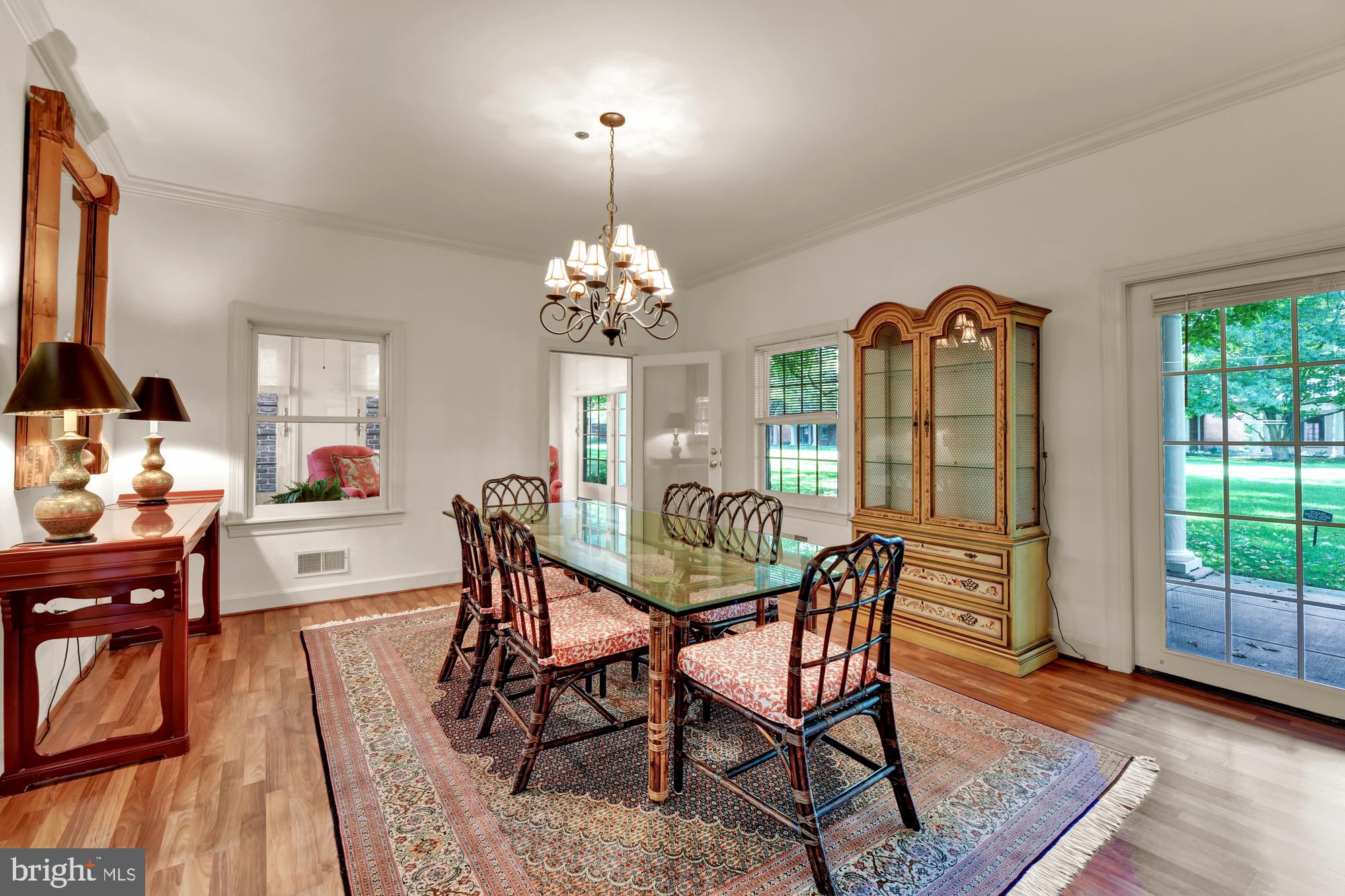 LUTHERVILLE - Residential