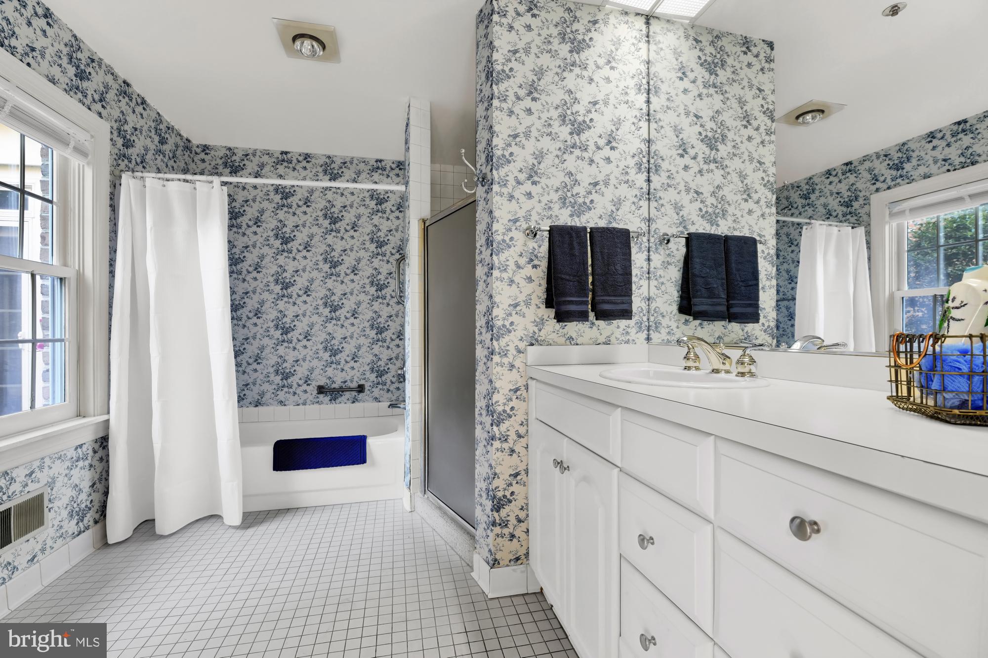 LUTHERVILLE - Residential