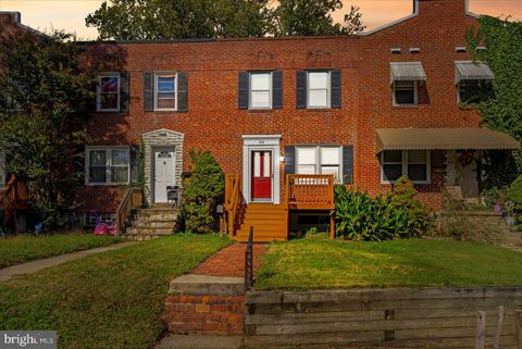 1704 REDWOOD AVENUE PARKVILLE MD 21234