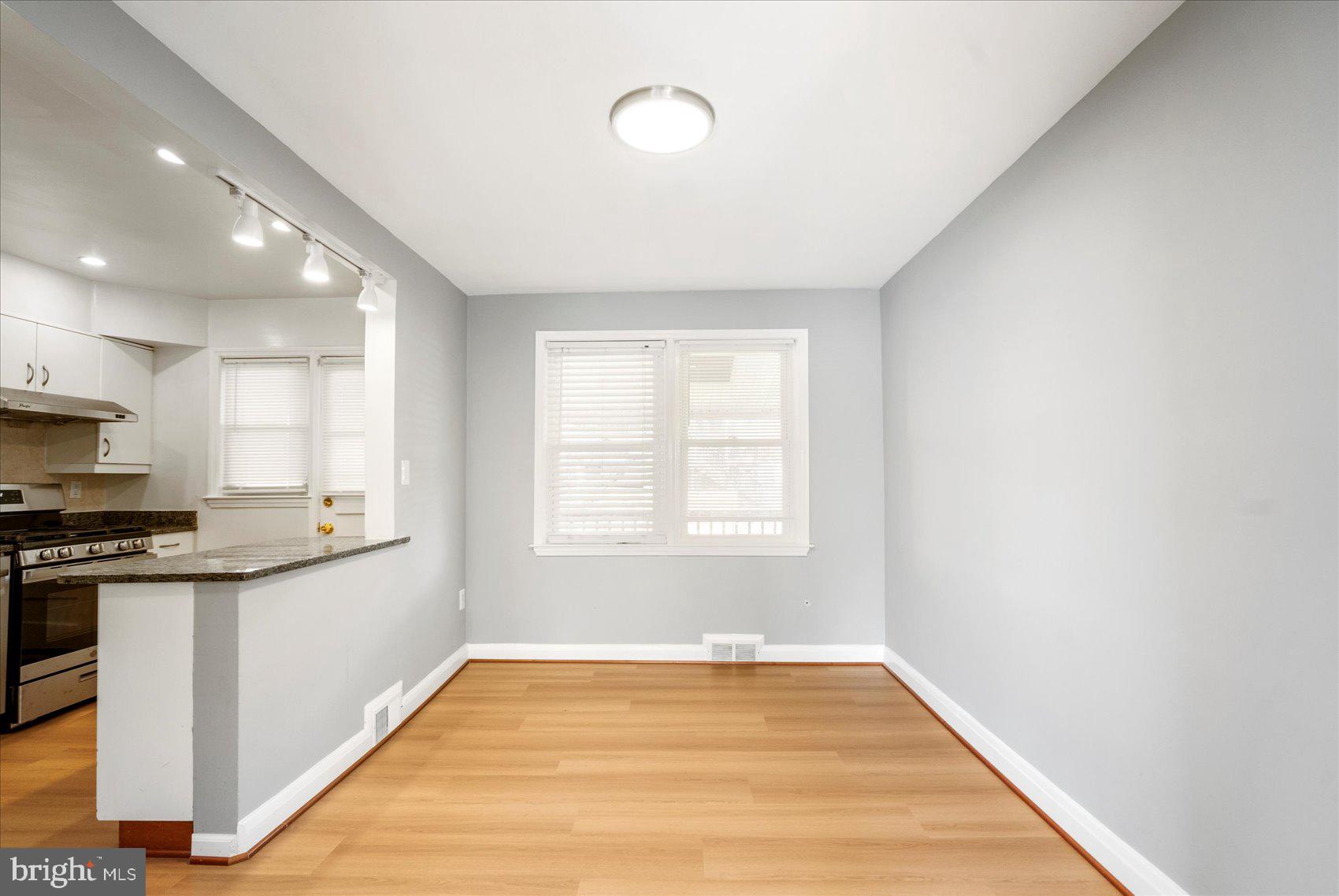 RIDGELEIGH - Residential