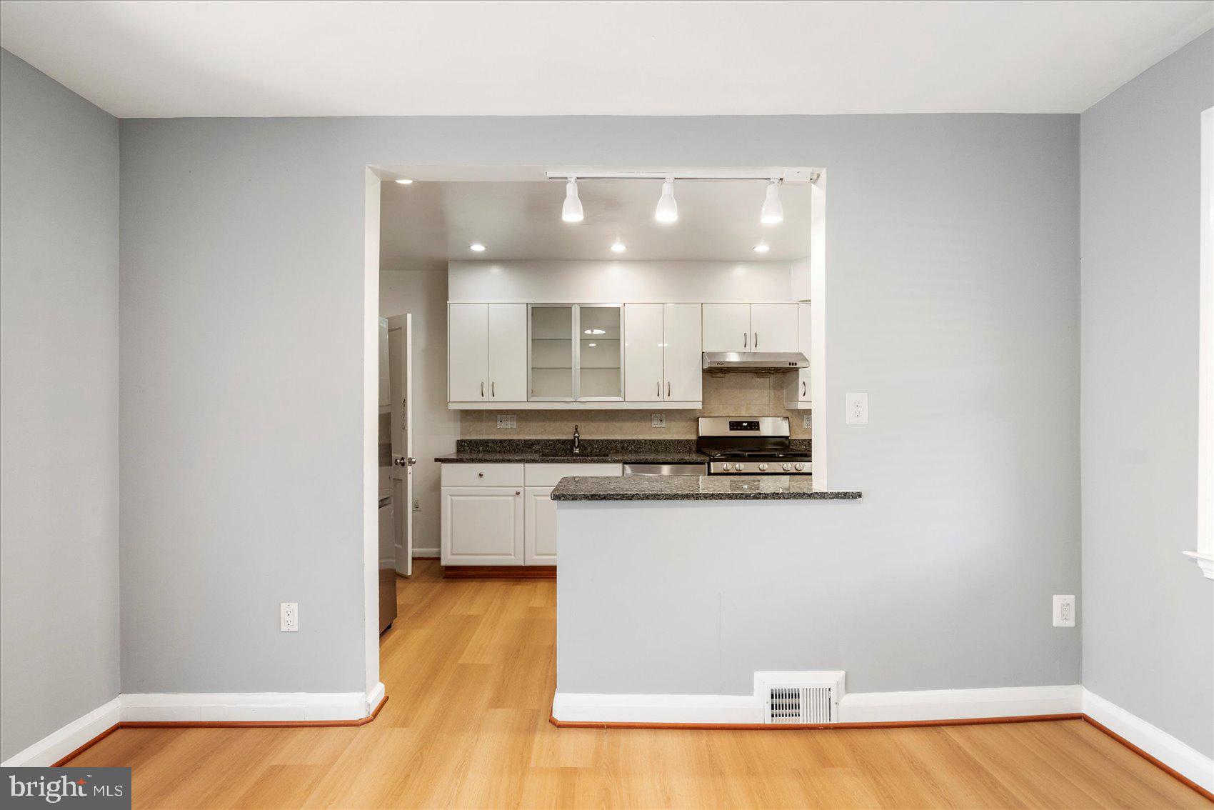 RIDGELEIGH - Residential