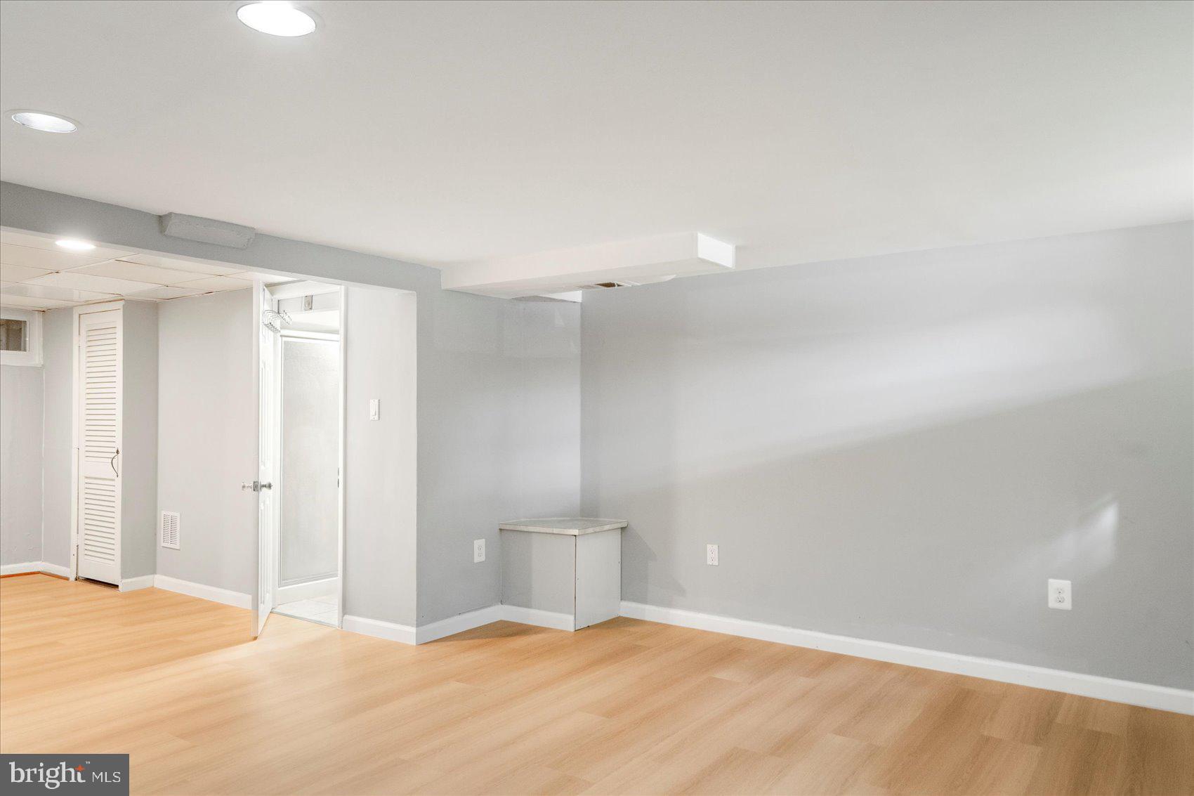 RIDGELEIGH - Residential