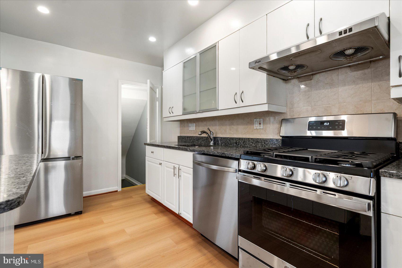 RIDGELEIGH - Residential