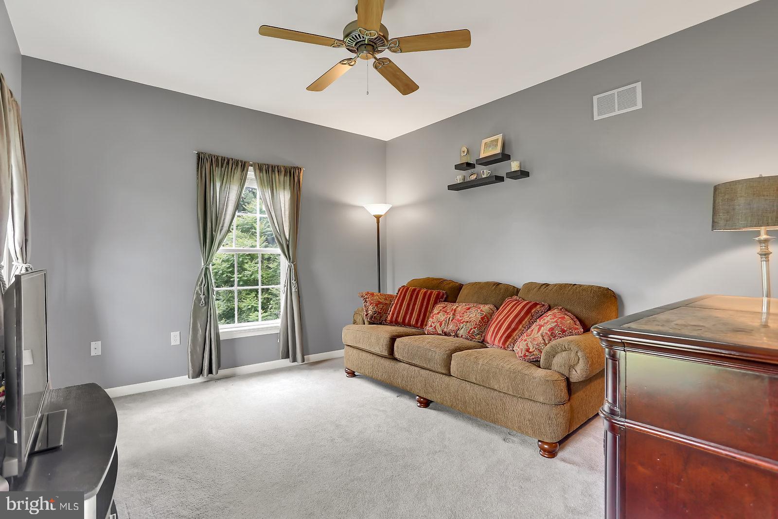 HOFFMAN HEIGHTS - Residential