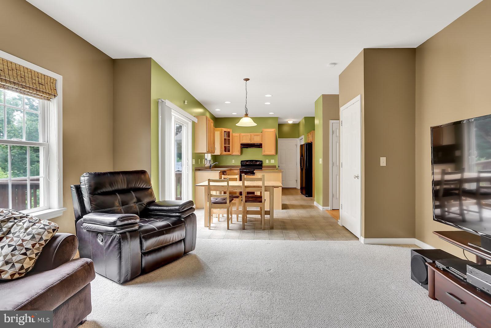 HOFFMAN HEIGHTS - Residential