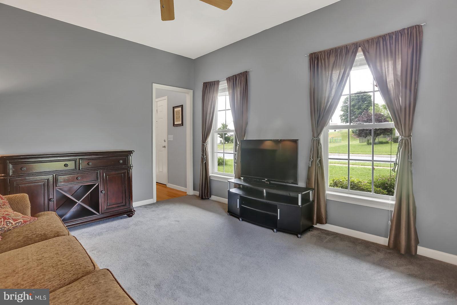 HOFFMAN HEIGHTS - Residential