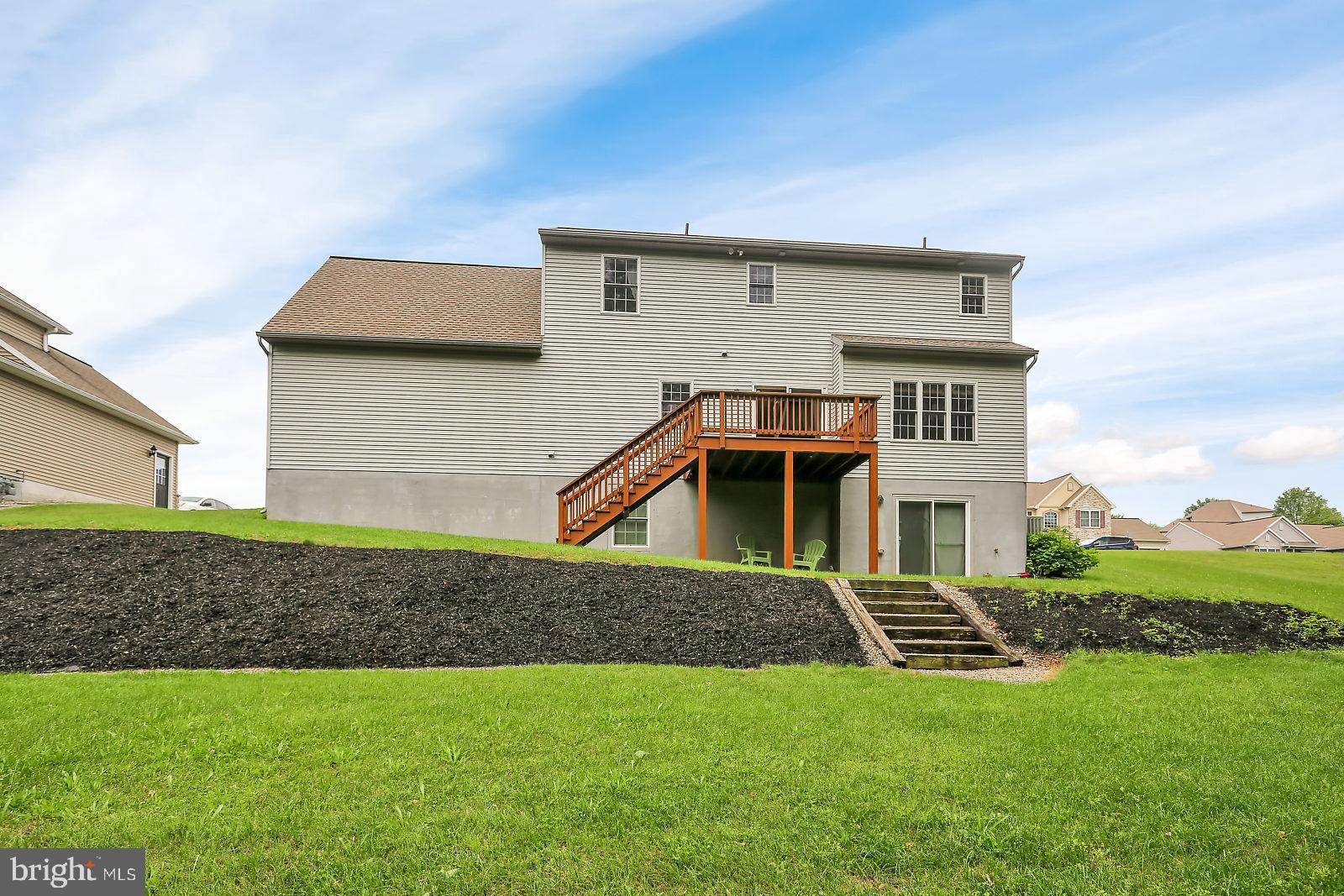 HOFFMAN HEIGHTS - Residential