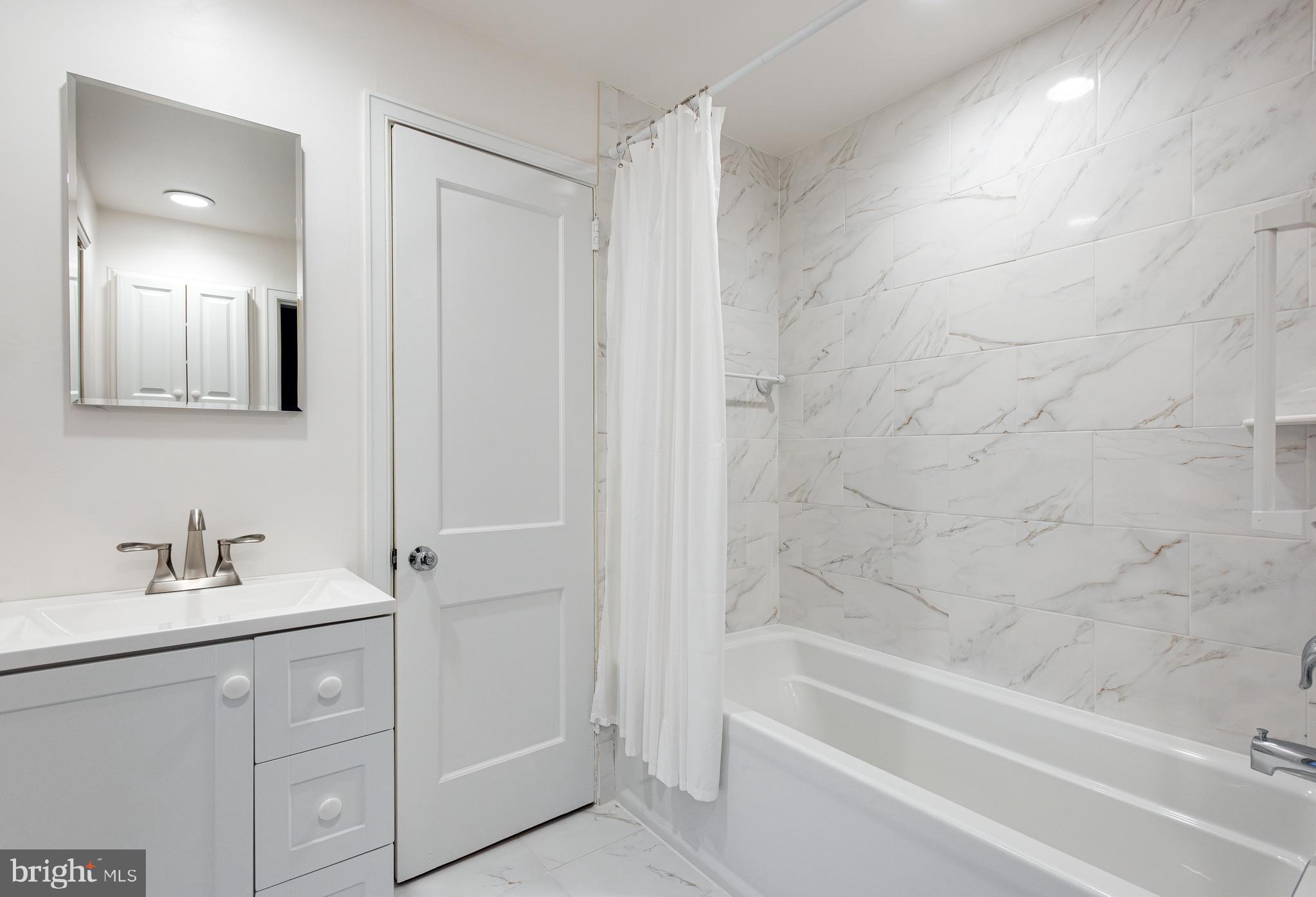 LEOPARD - Residential