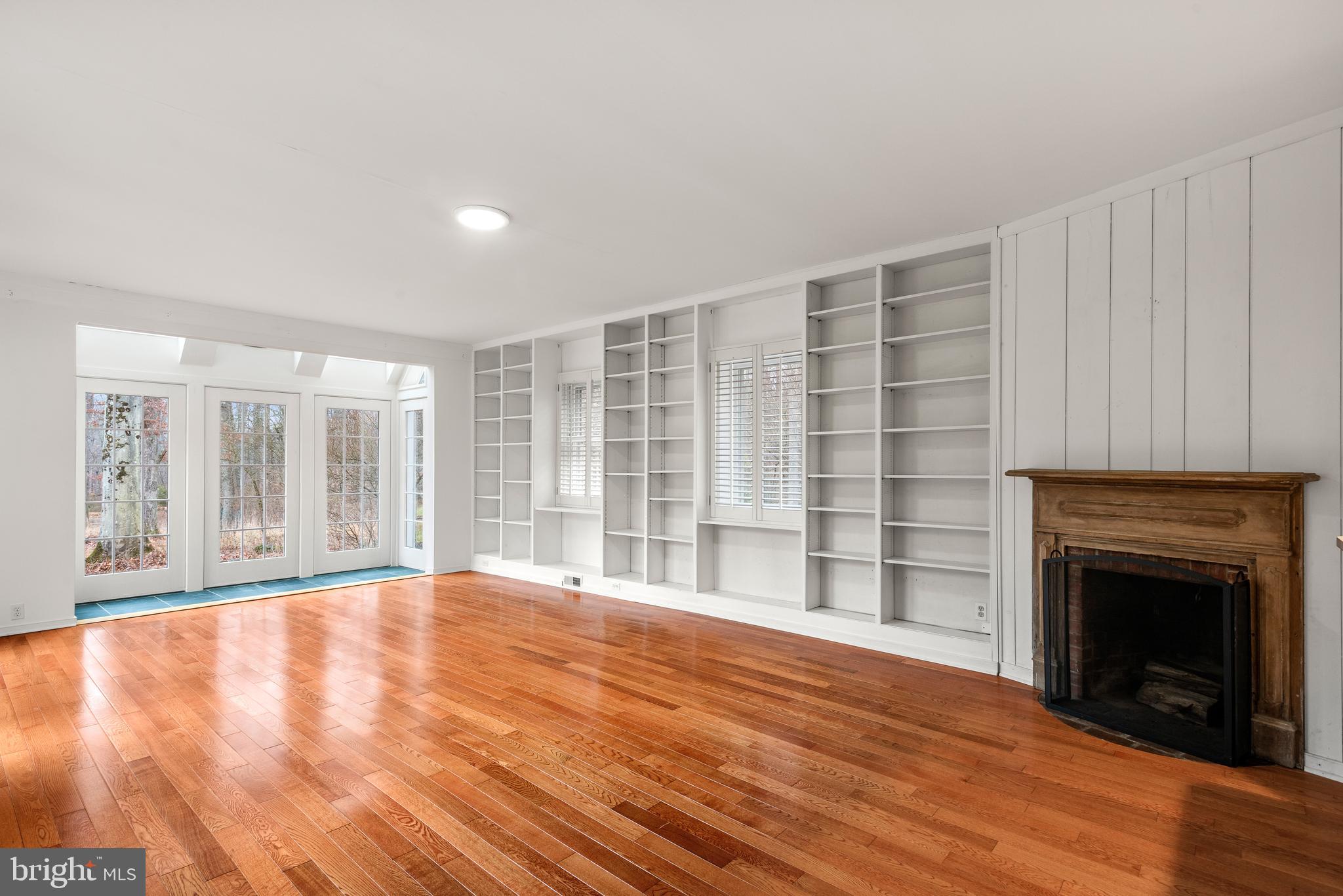 LEOPARD - Residential