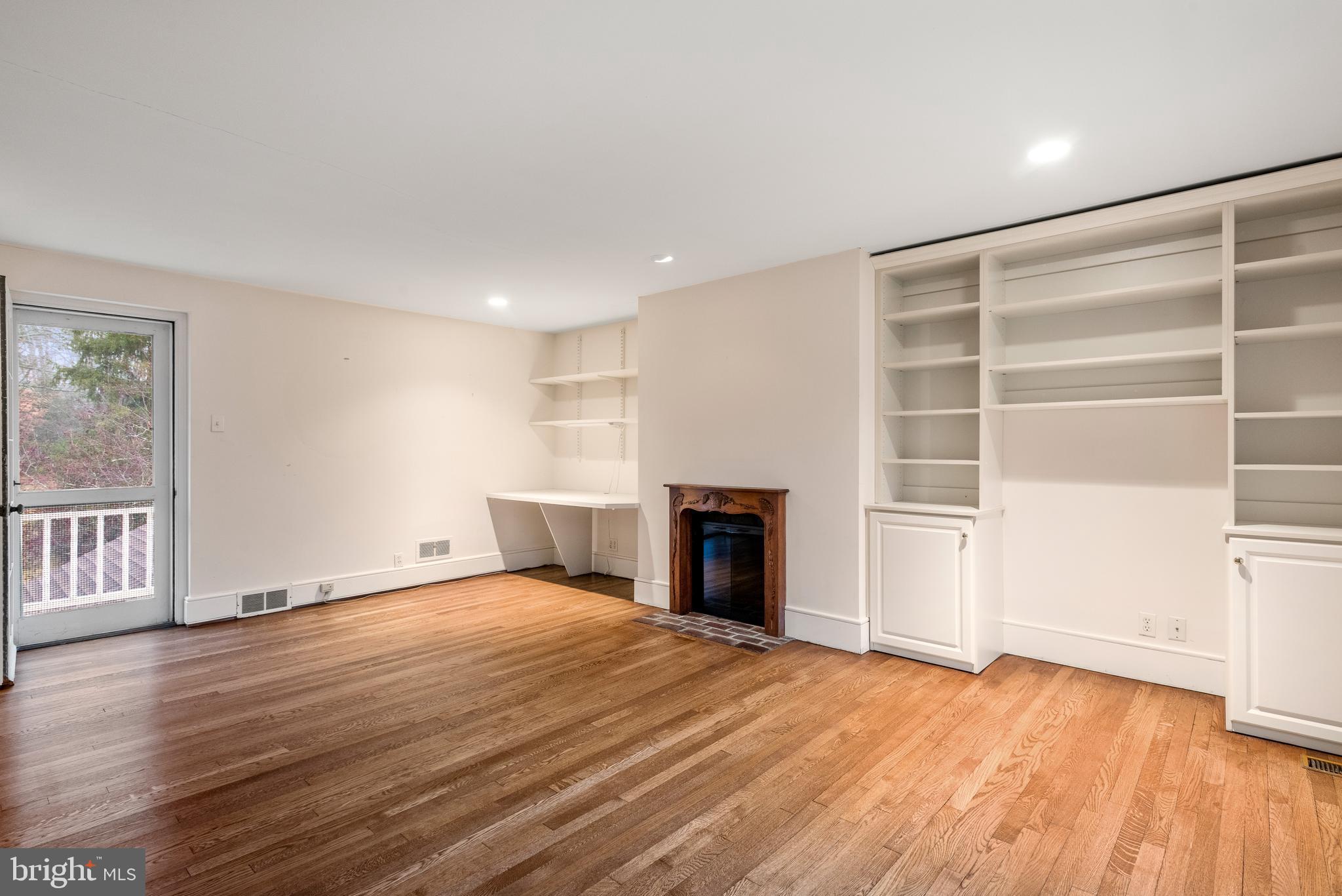 LEOPARD - Residential