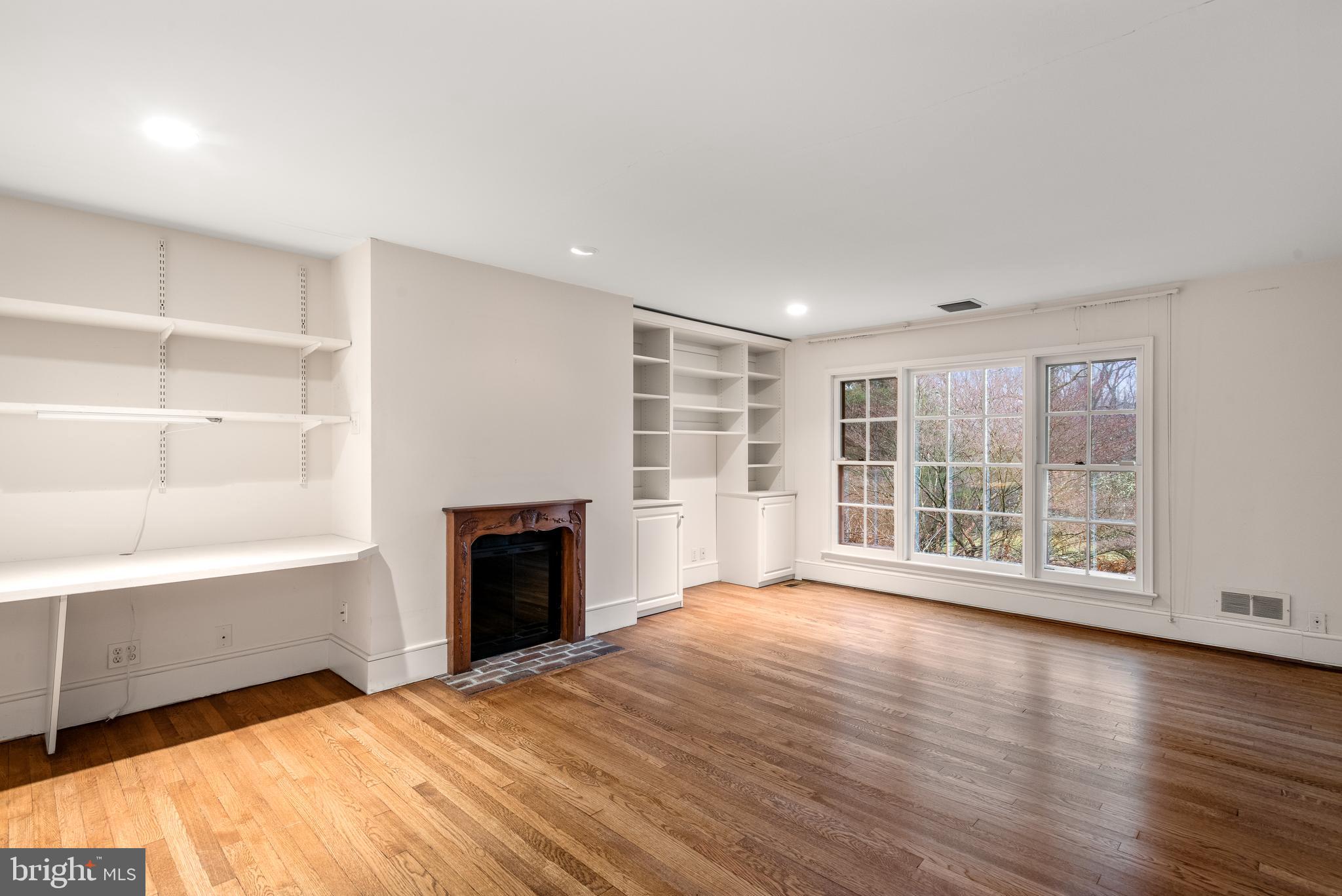 LEOPARD - Residential