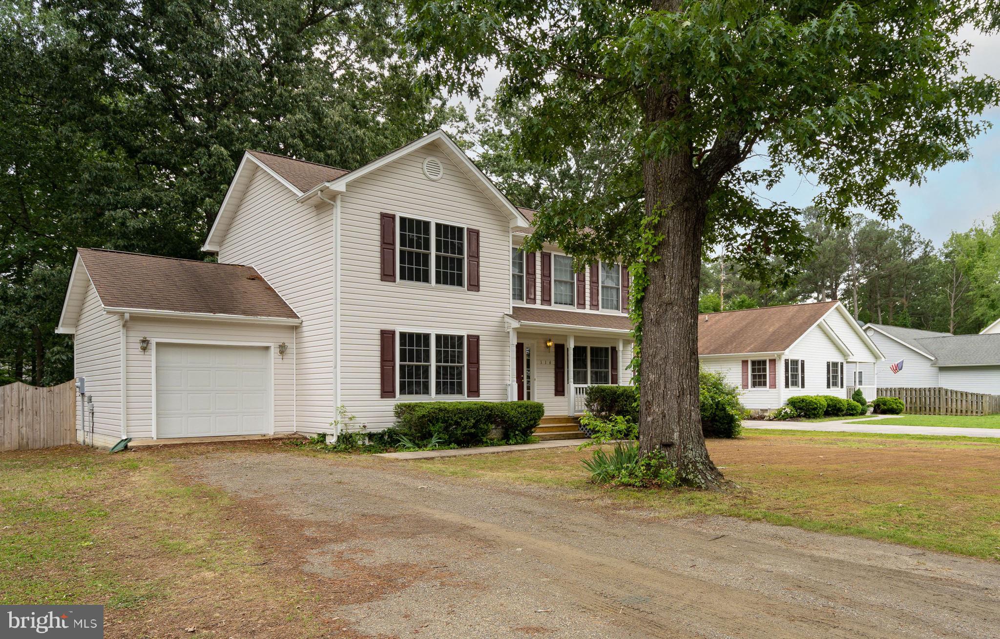 BLUFF POINT - Residential