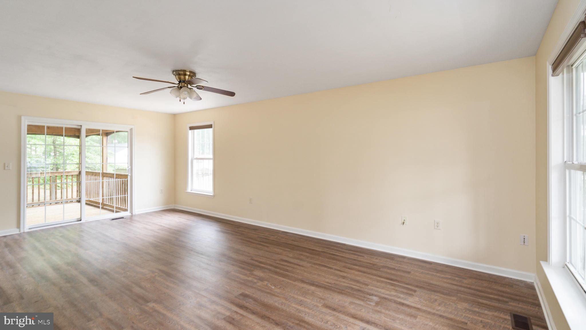 BLUFF POINT - Residential