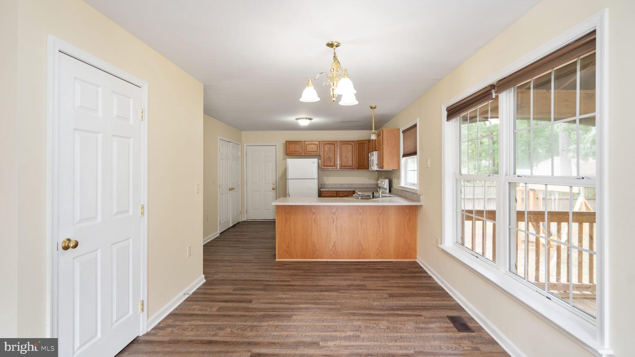 BLUFF POINT - Residential