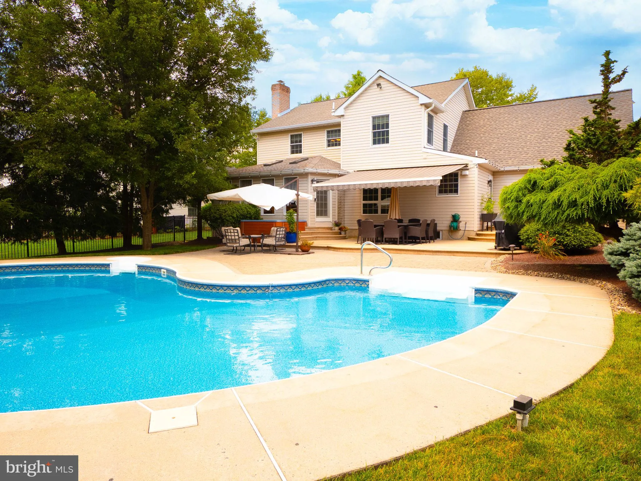 Coopersburg, Pennsylvania 18036, United States, 4 Bedrooms Bedrooms, ,3 BathroomsBathrooms,Residential,Coming Soon,181345