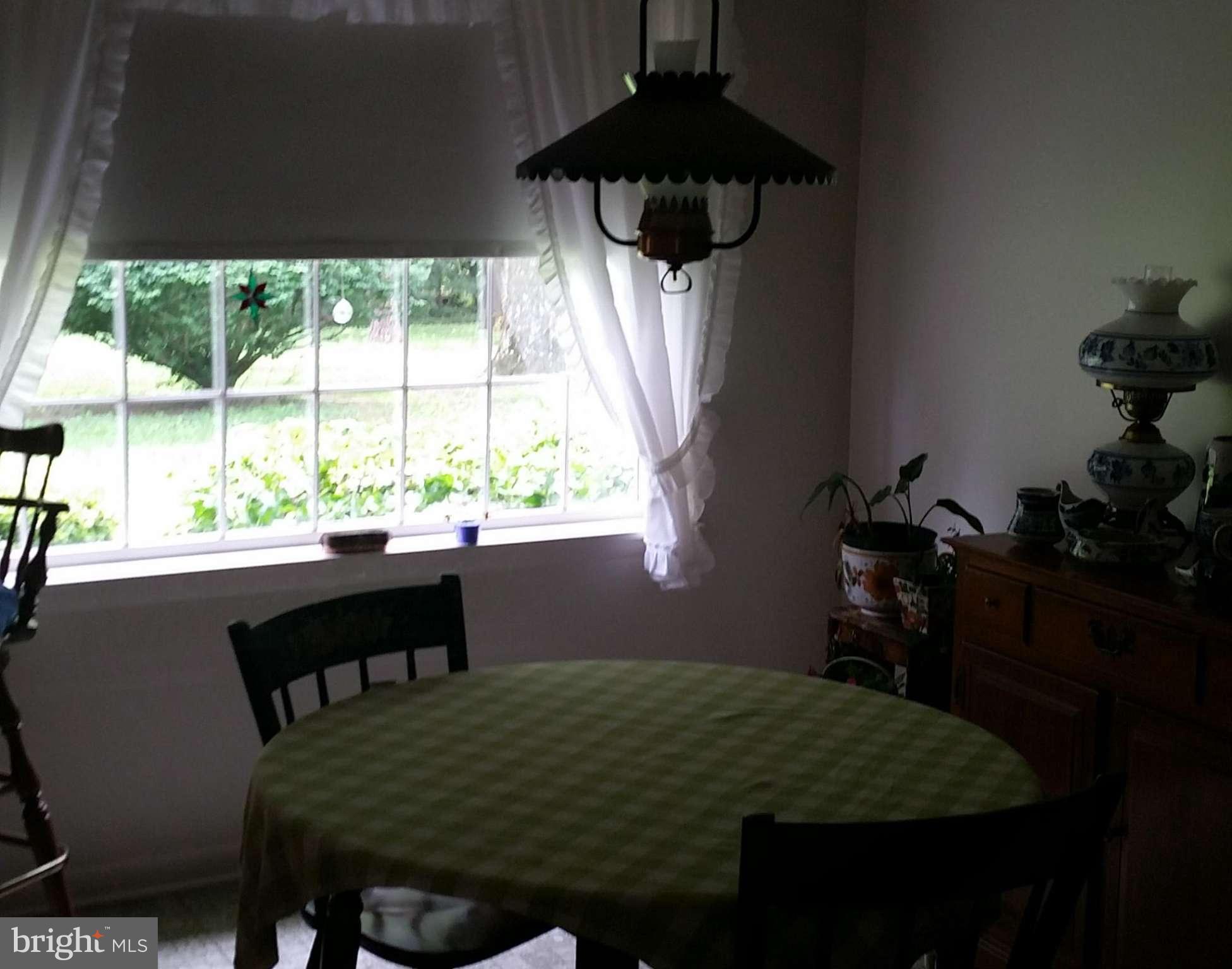 LONG GREEN MANOR - Residential