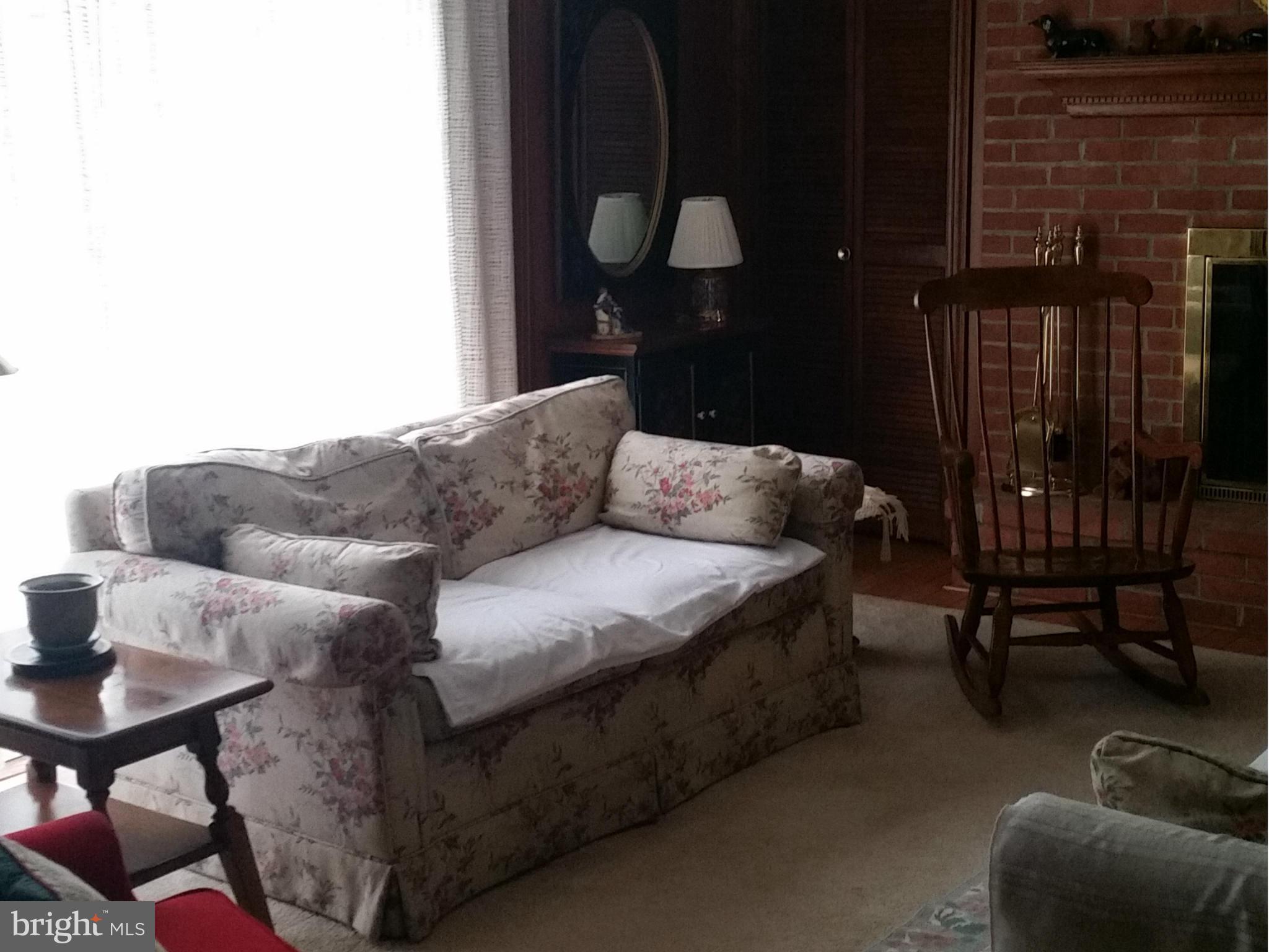 LONG GREEN MANOR - Residential