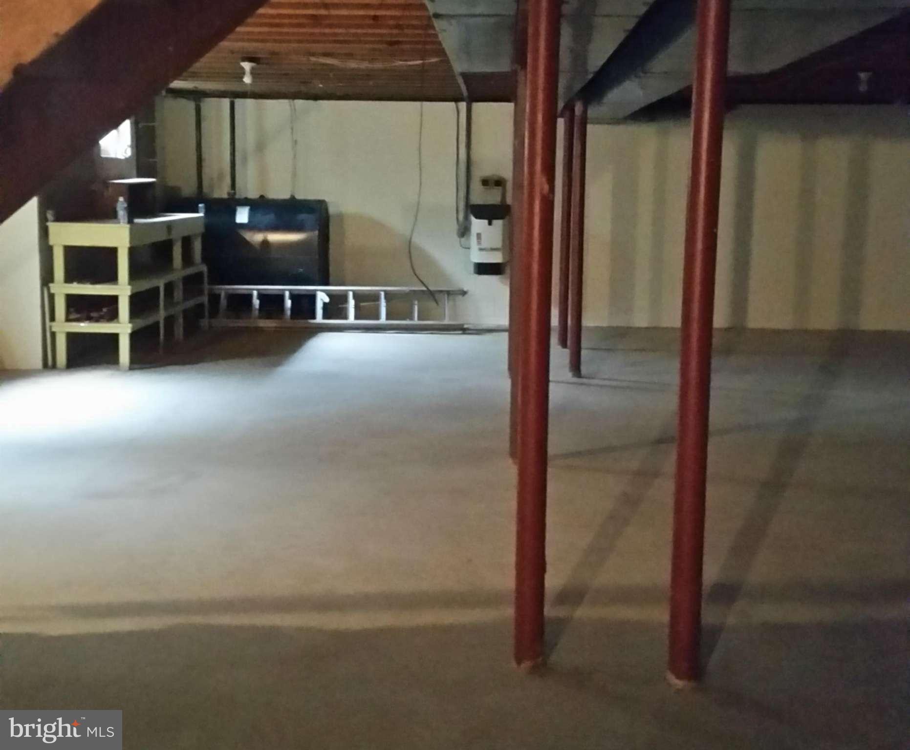 LONG GREEN MANOR - Residential