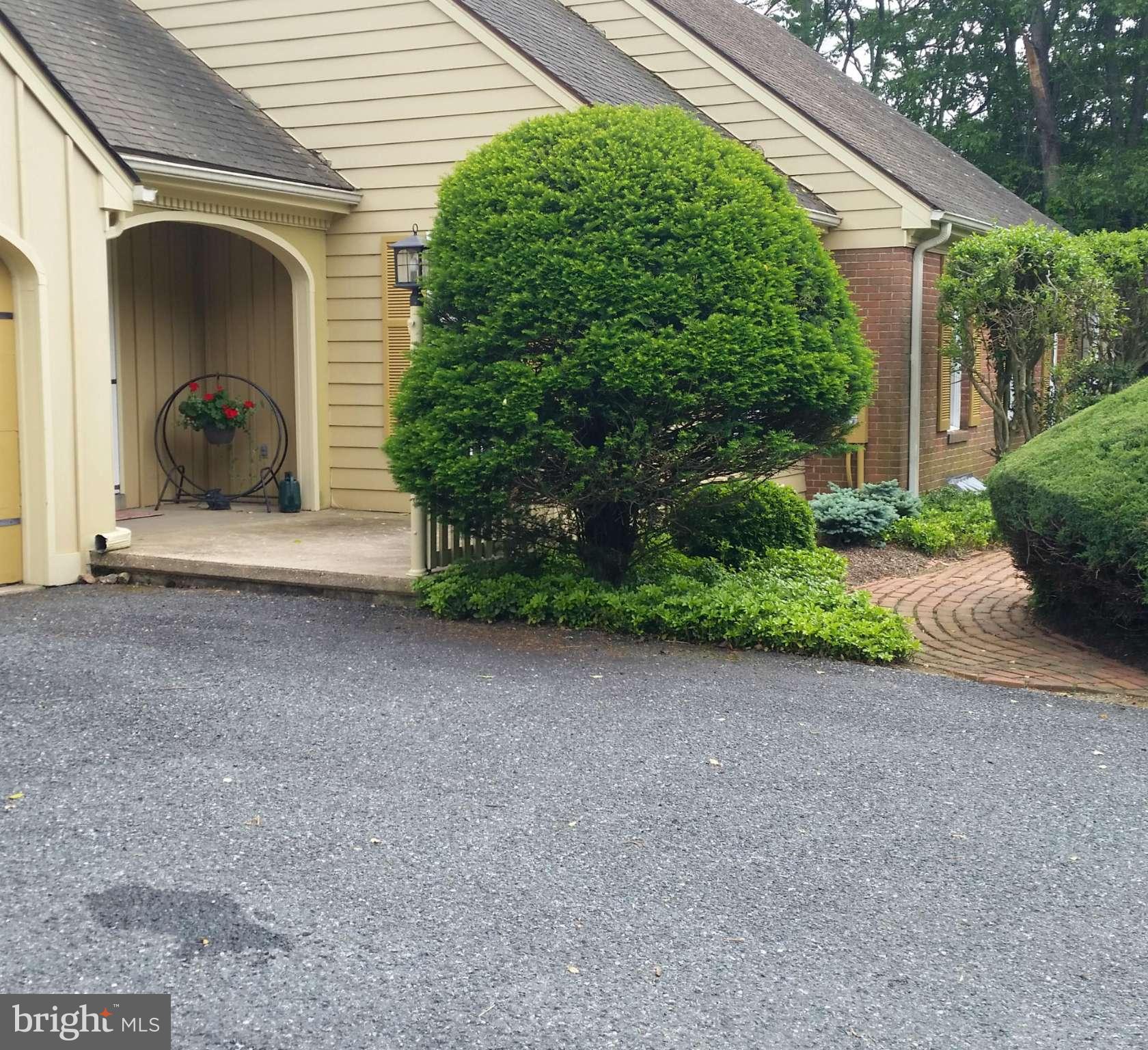 LONG GREEN MANOR - Residential