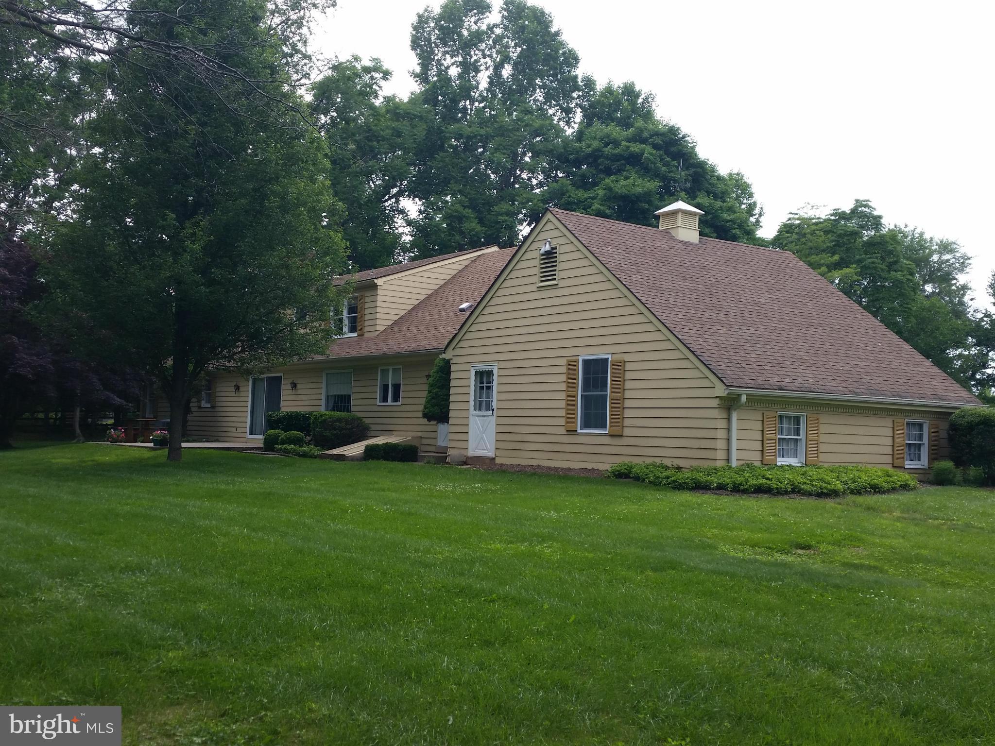 LONG GREEN MANOR - Residential